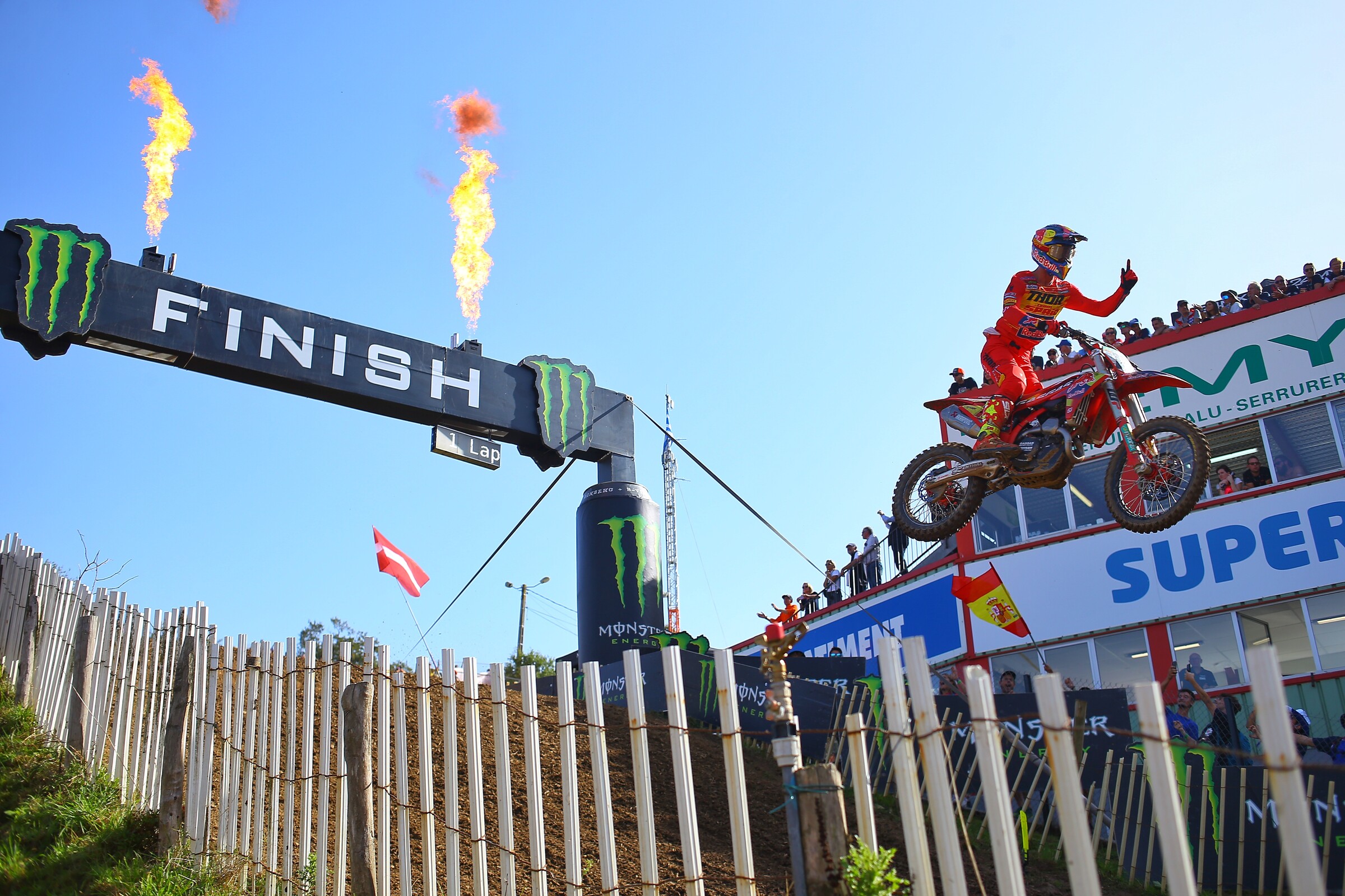 Jorge Prado led wire-to-wire to kick off the racing at Ernee.