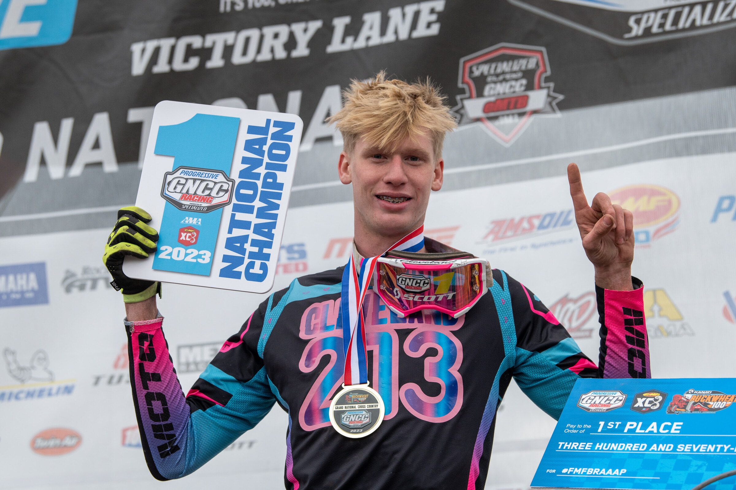 Toby Cleveland (Beaver Creek Cycles/Bells Electric/Wossner Piston) clinched the FMF XC3 125 Pro-Am National Championship.