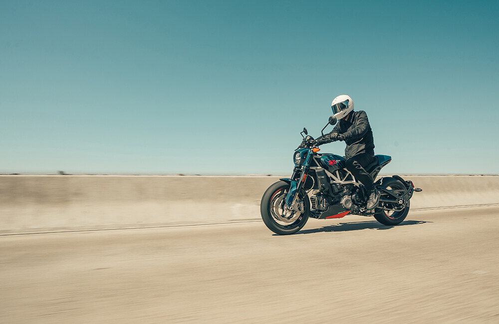 2024-FTR-x-100%-R-Carbon-21