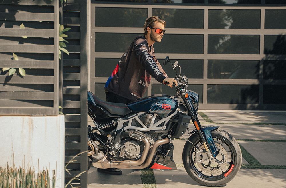 2024-FTR-x-100%-R-Carbon-14