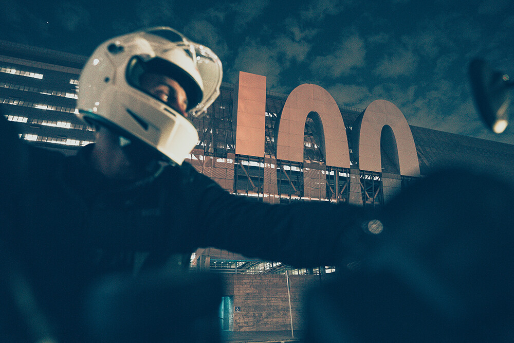 2024-FTR-x-100%-R-Carbon-10