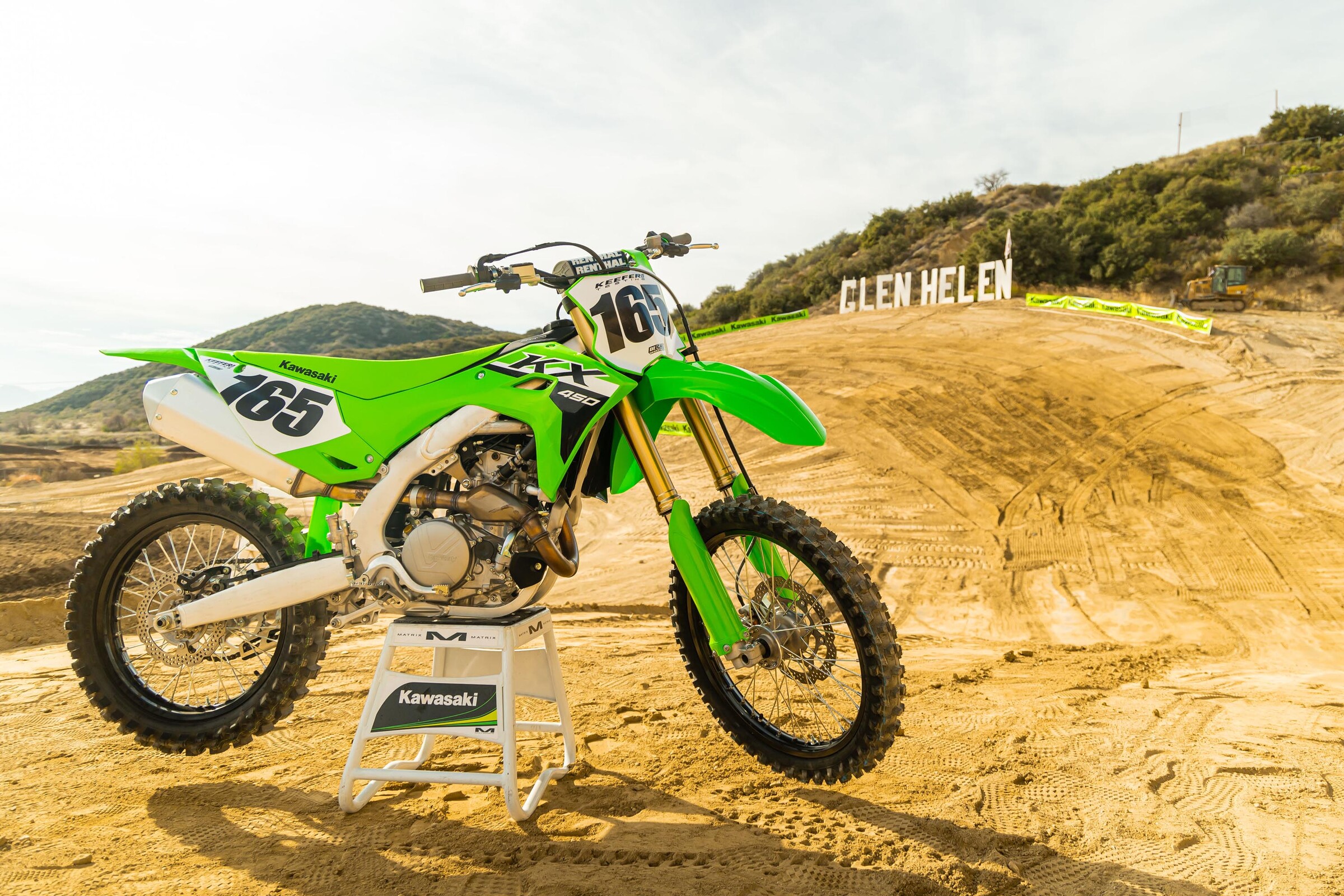 Bike Intro: New 2024 Kawasaki KX450 Test & Review - Racer X