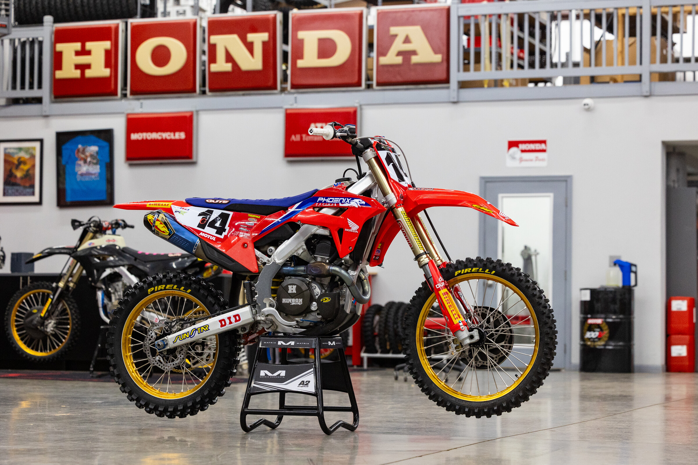 Official: Dylan Ferrandis Joins Phoenix Racing Honda for 2024 SX, MX, and  SMX - Racer X