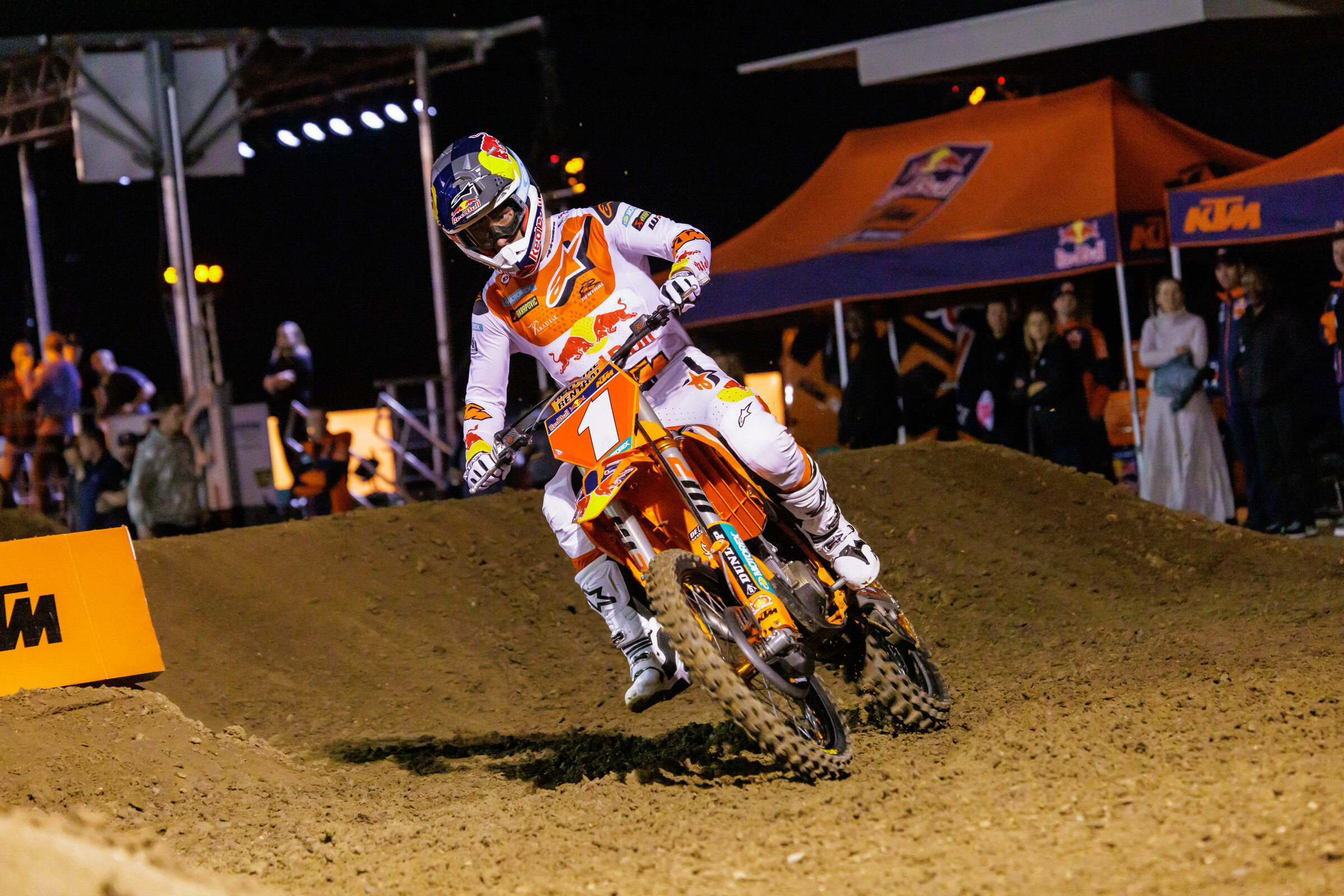 KTMTeamIntro-Dec2023-CudbyPhoto-043