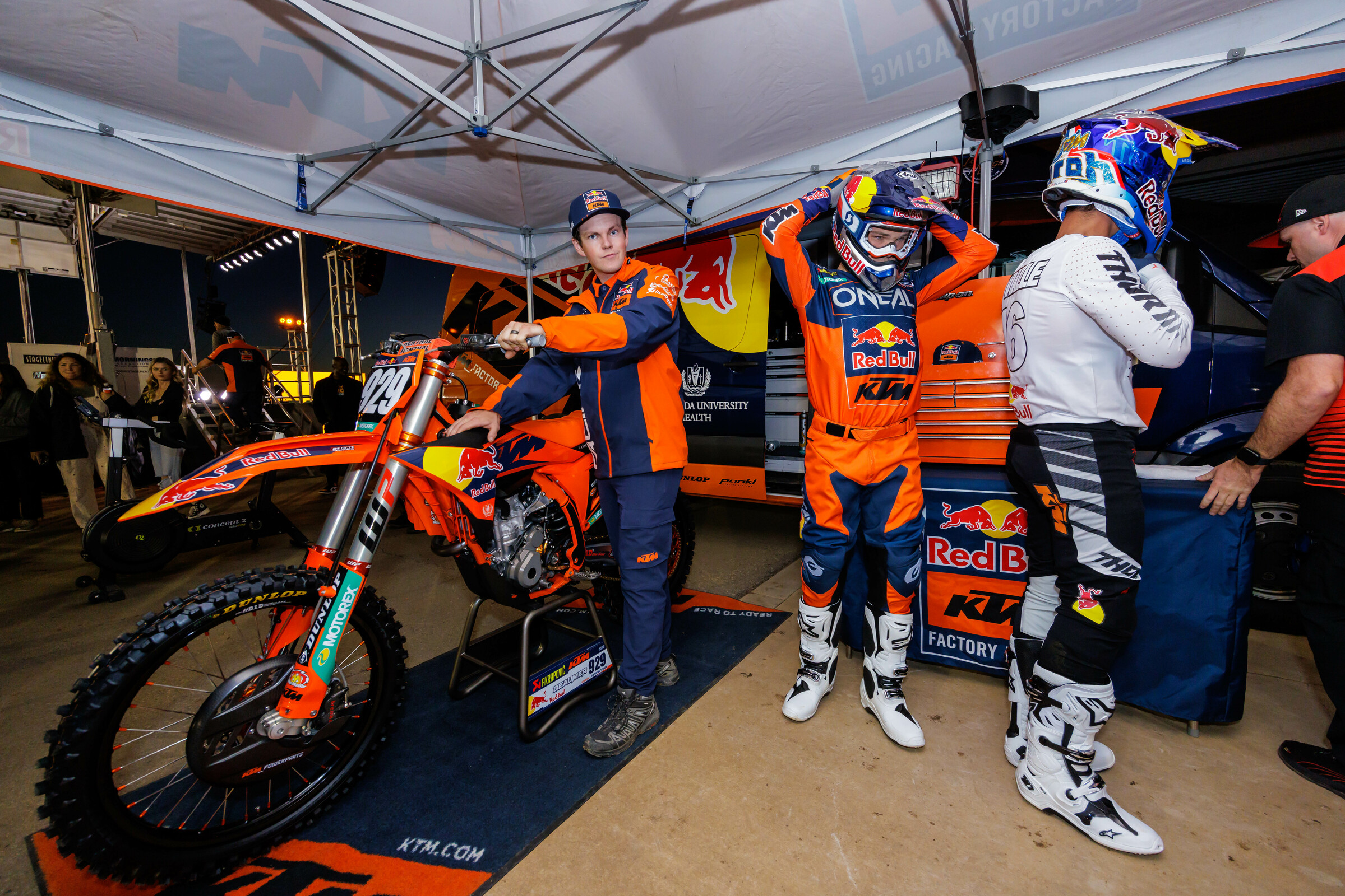 KTMTeamIntro-Dec2023-CudbyPhoto-071