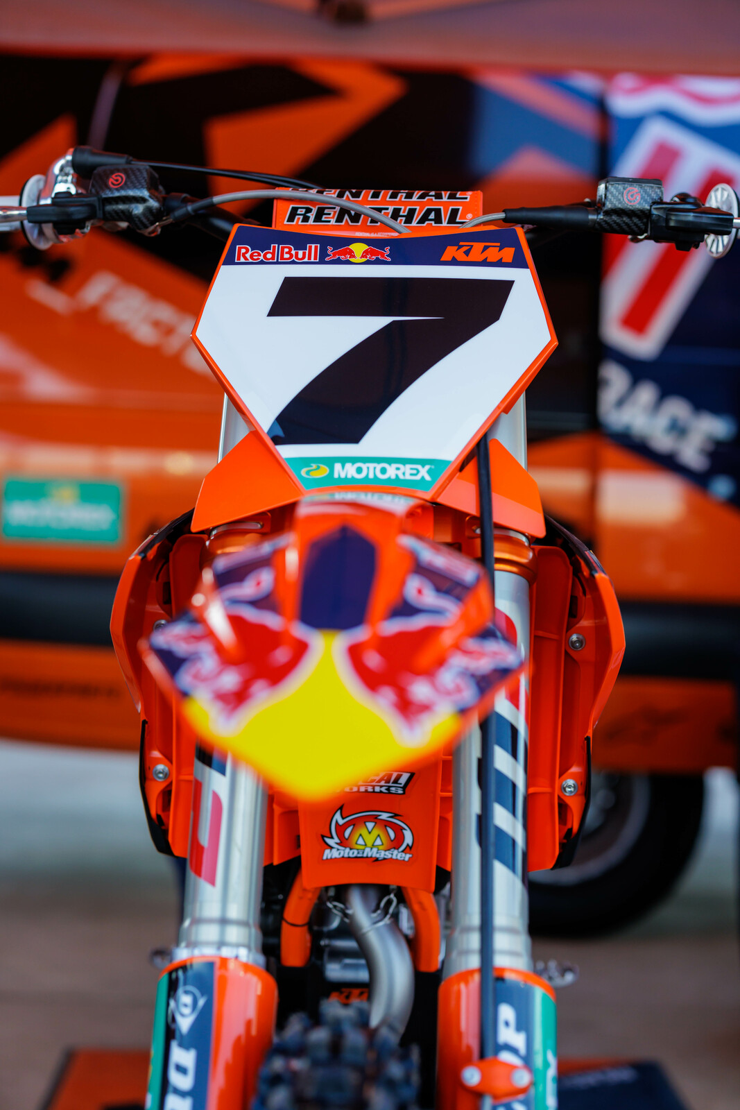 KTMTeamIntro-Dec2023-CudbyPhoto-050