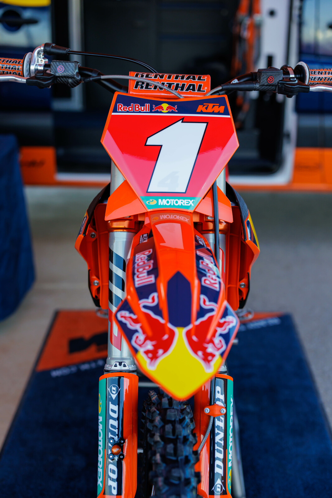 KTMTeamIntro-Dec2023-CudbyPhoto-048