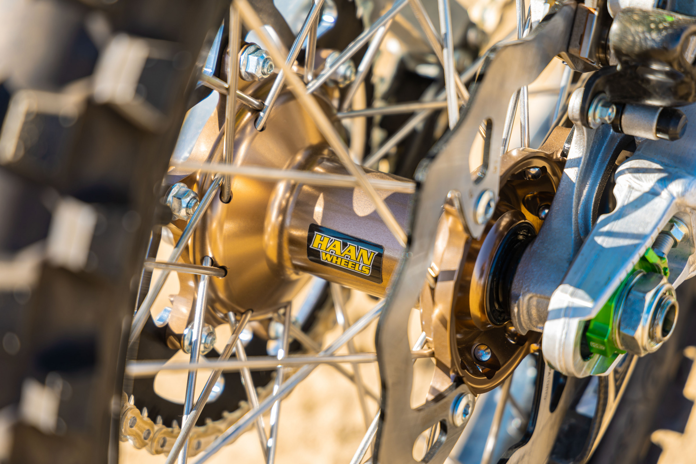 Kawasaki KX450 Garage Build