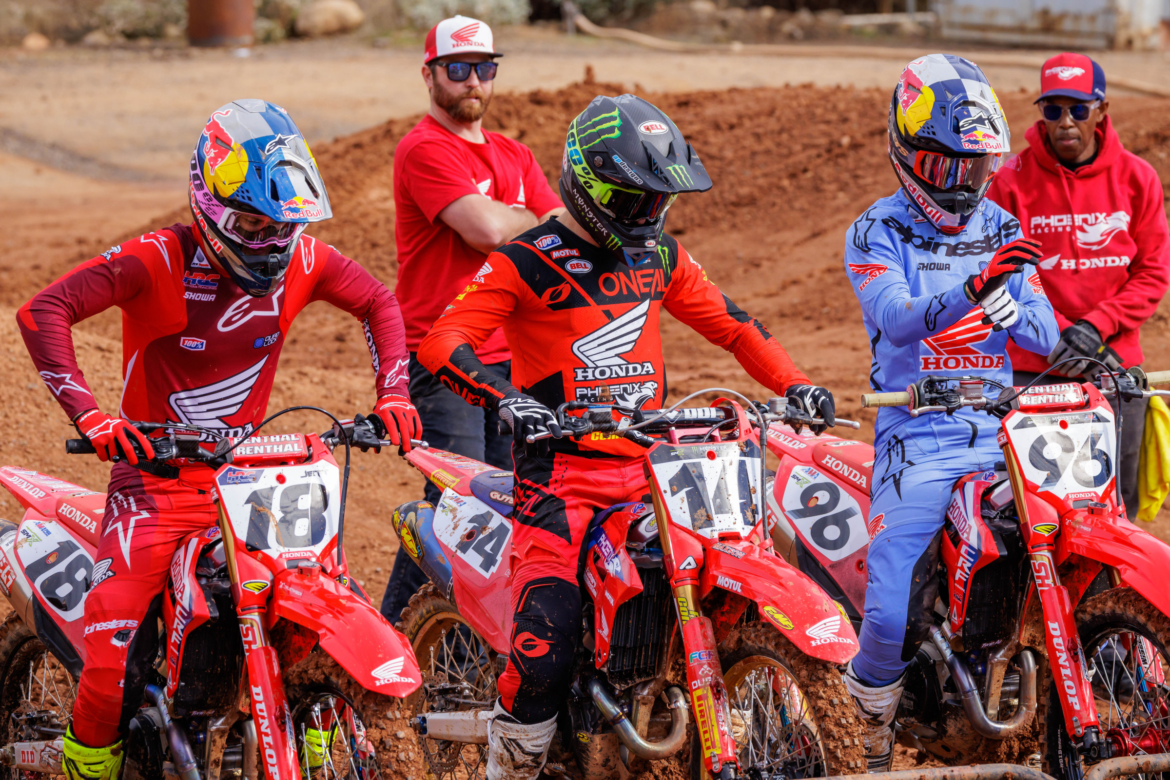 Racer X Films: Anaheim 1 Prep at Honda Test Track