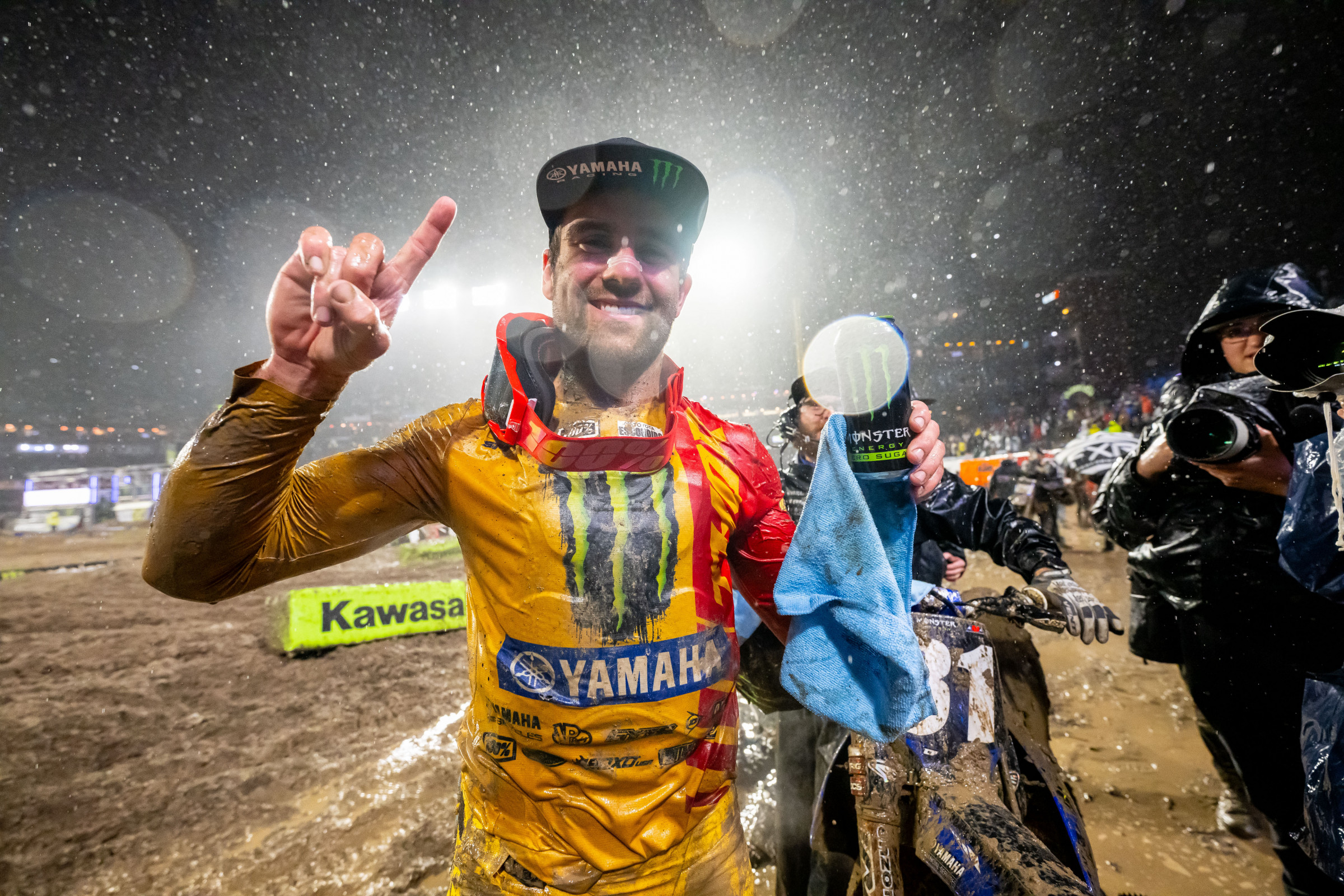 Smith returns to P1 in a 250SX main event for the first time since the 2018 Daytona Supercross.