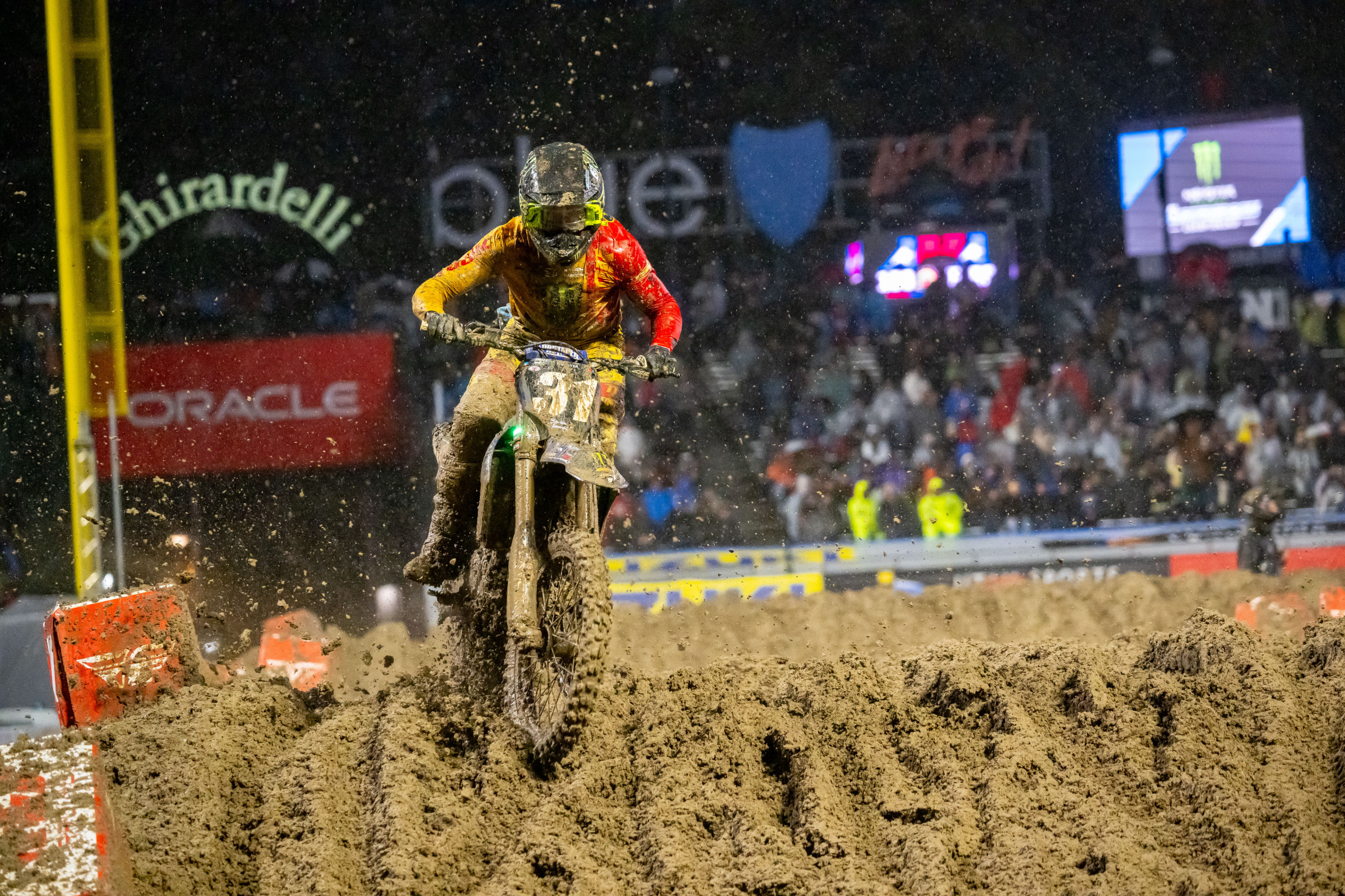 Jordon Smith. Does anyone not like Jordon Smith?