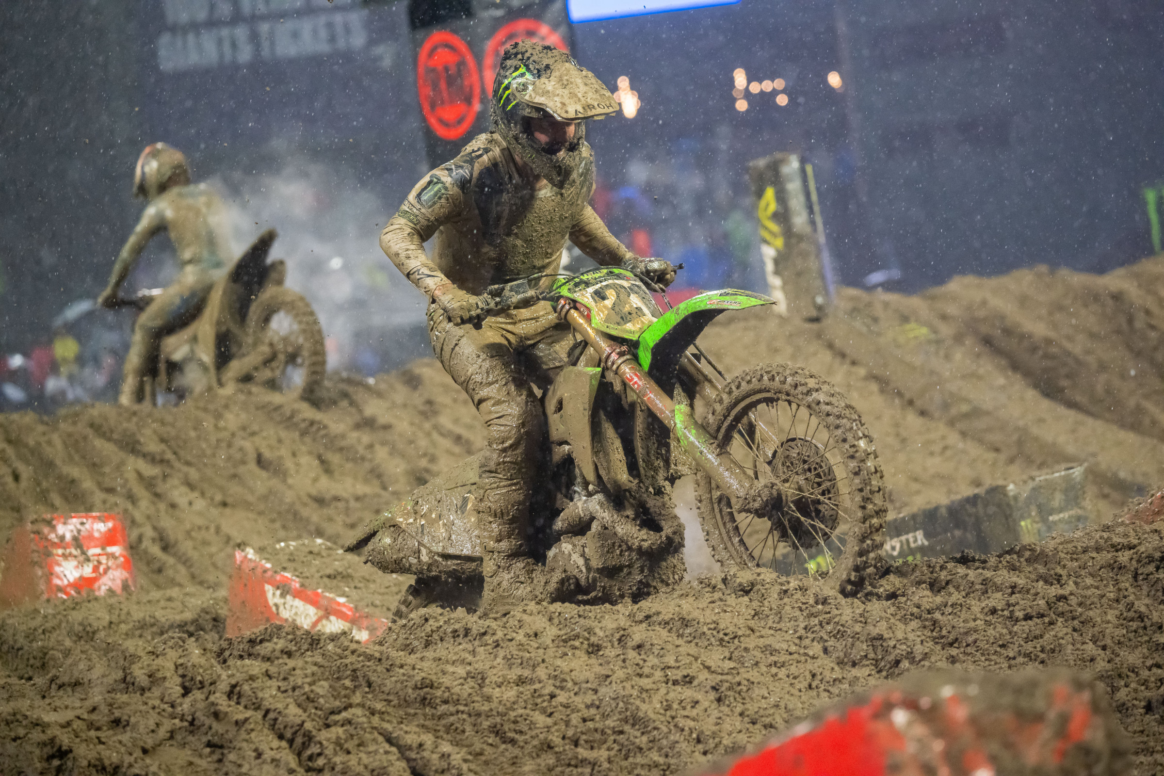 Jason Anderson had himself an adventure in the main.