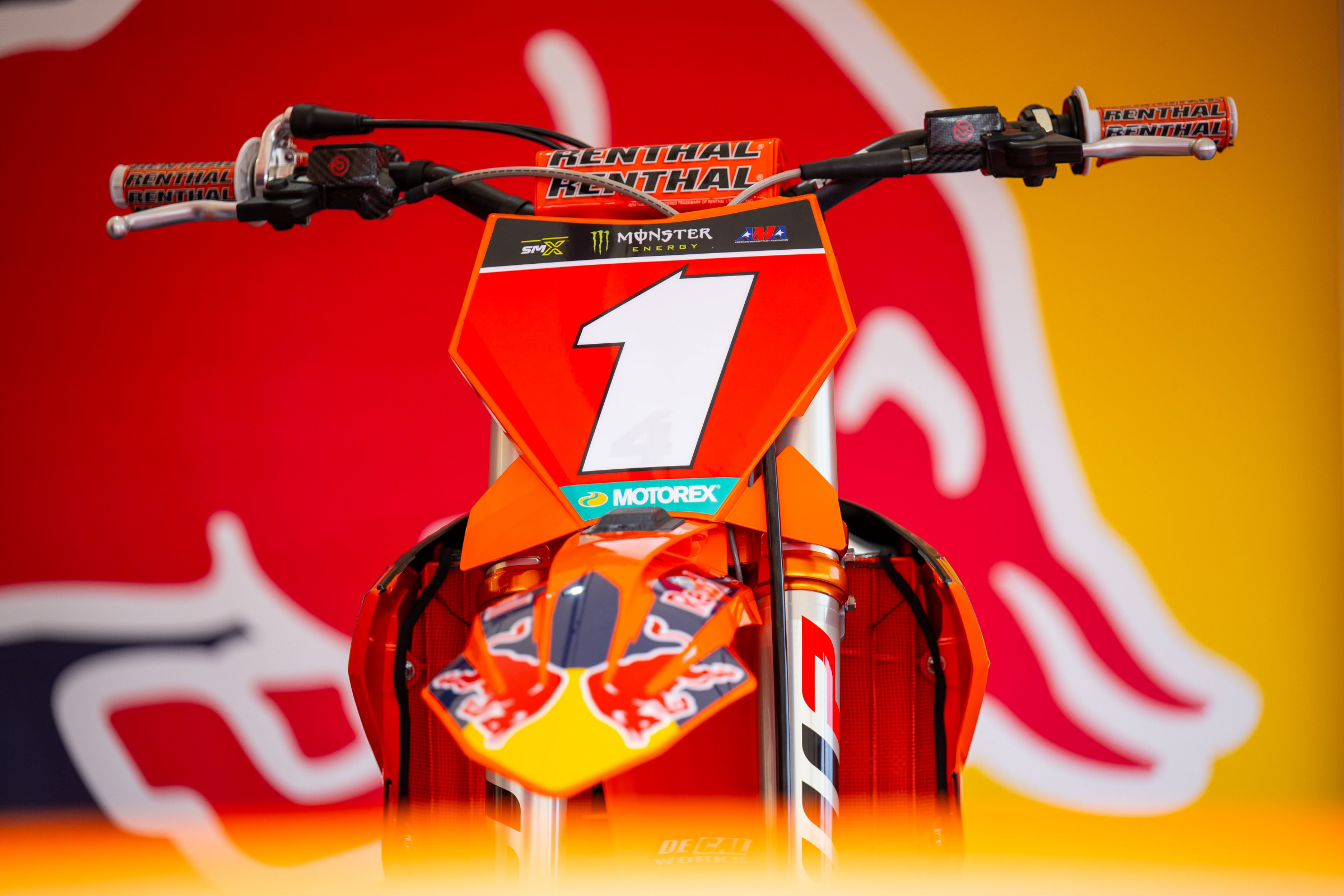 Chase Sexton has some extra red on his KTM 450 SX-F again this weekend as the points leader.
