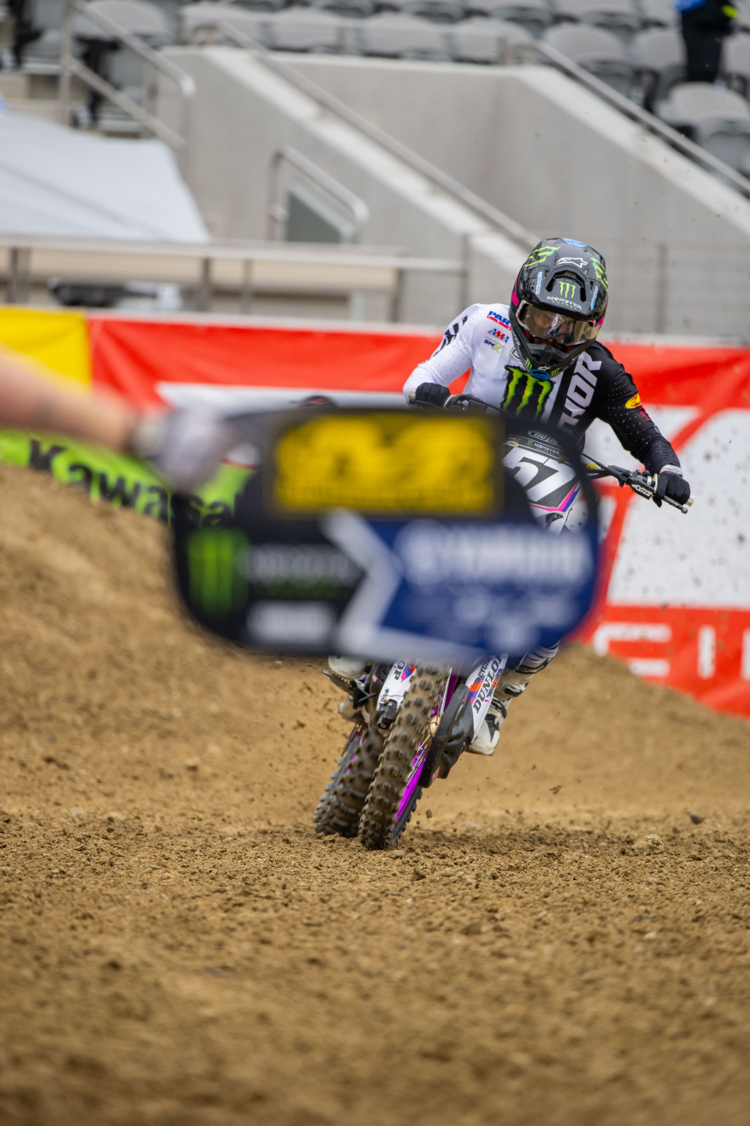 What if pitboards were not the only way to communicate to riders during a race? 