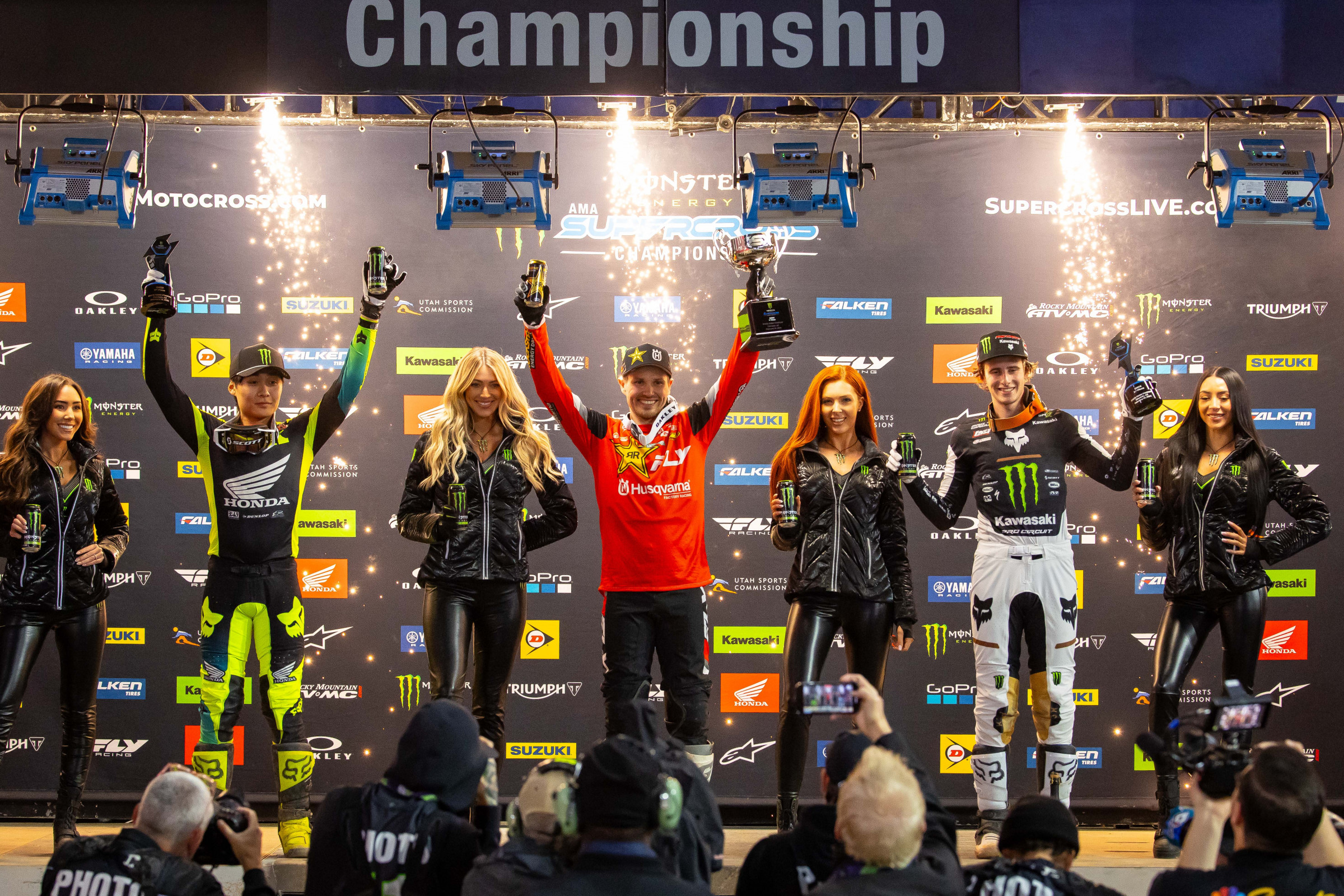 The 2024 Glendale Supercross 250SX podium.