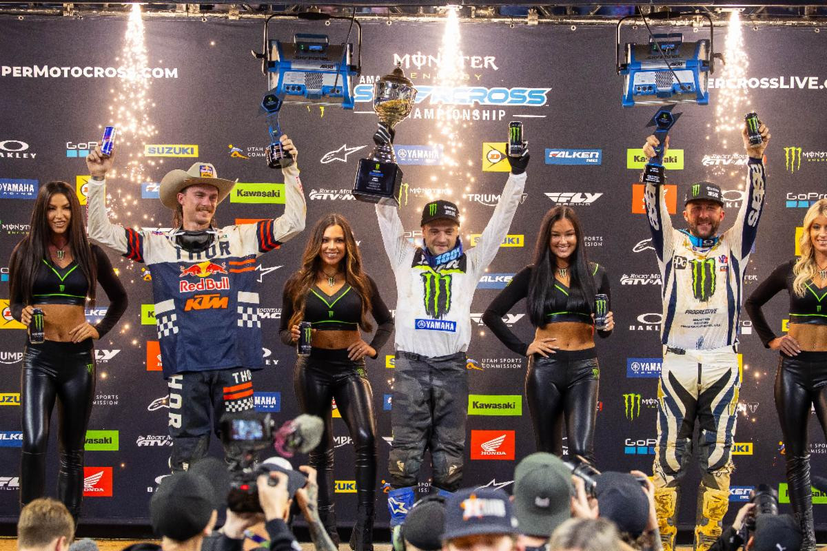 The 450 Podium