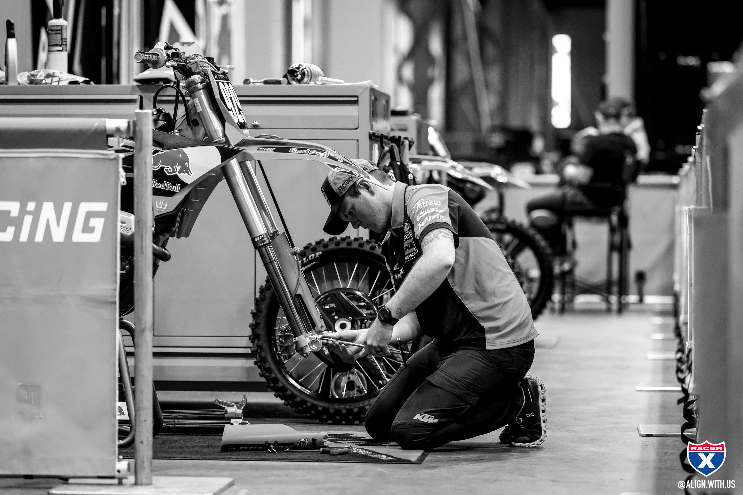2024_ST_LOUIS_SX_ALIGN_MEDIA_X_RACER_X_003