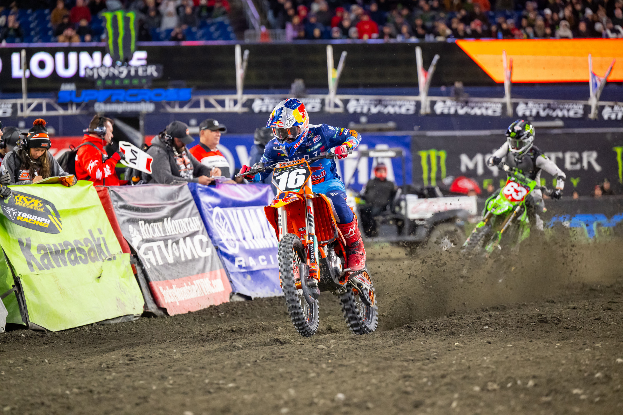 Tom Vialle leading Cameron McAdoo early in the main event in Foxborough.