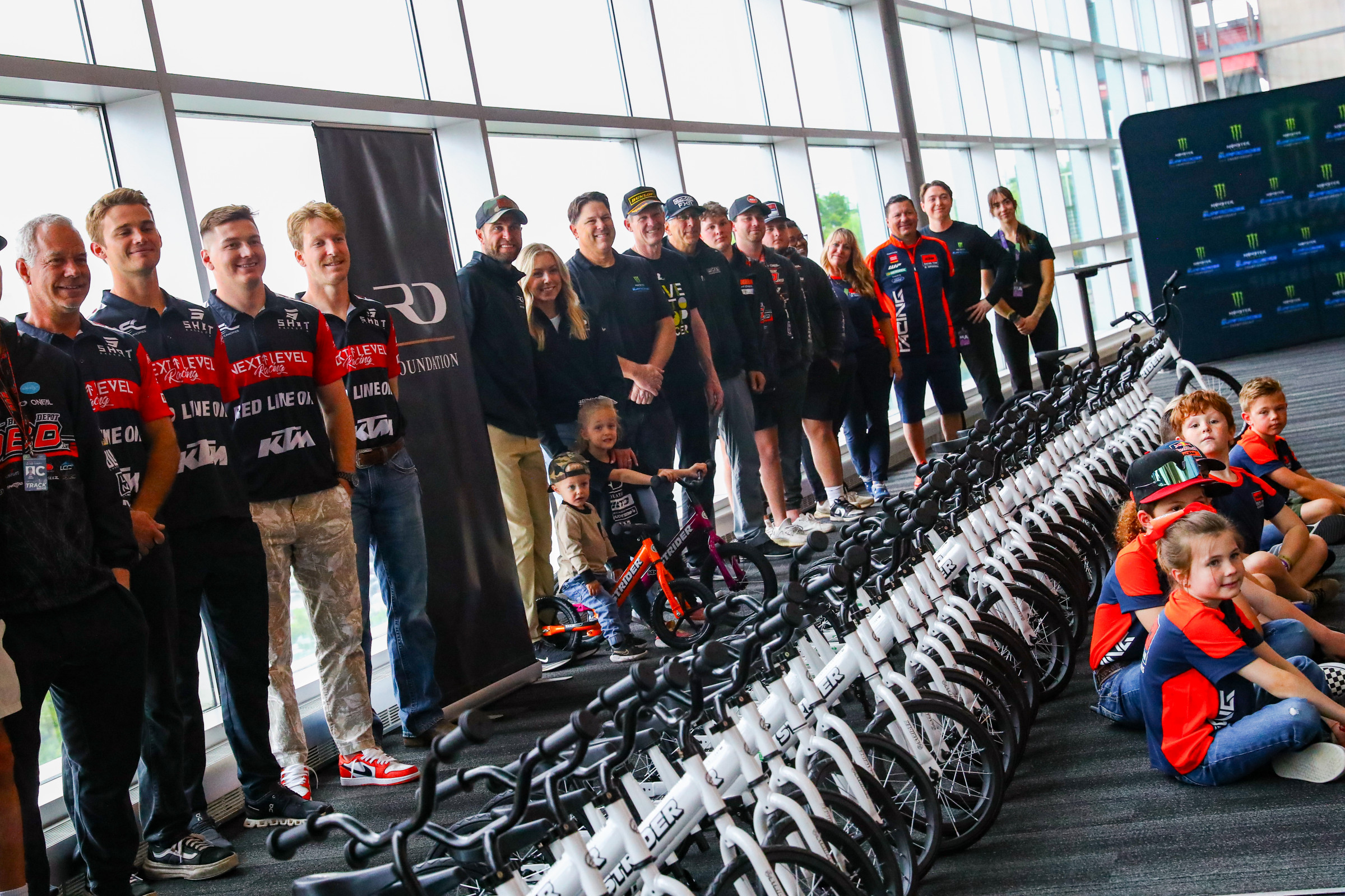 Dungey's many helpers.