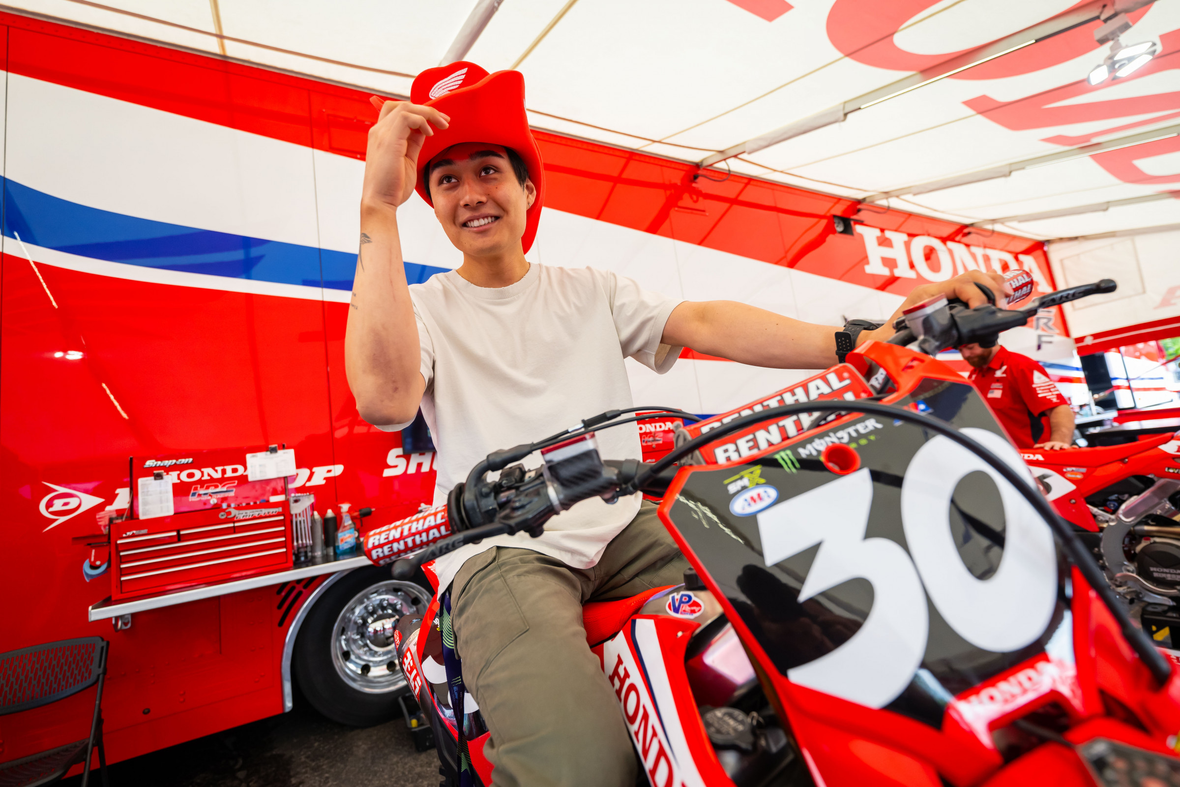 photo-gallery-from-the-2024-nashville-supercross-racer-x