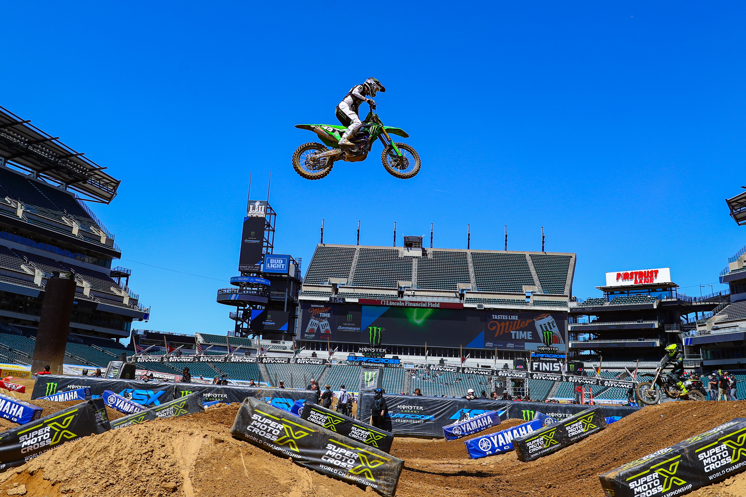 seth-hammaker-previews-home-philadelphia-supercross-talks-shoulder