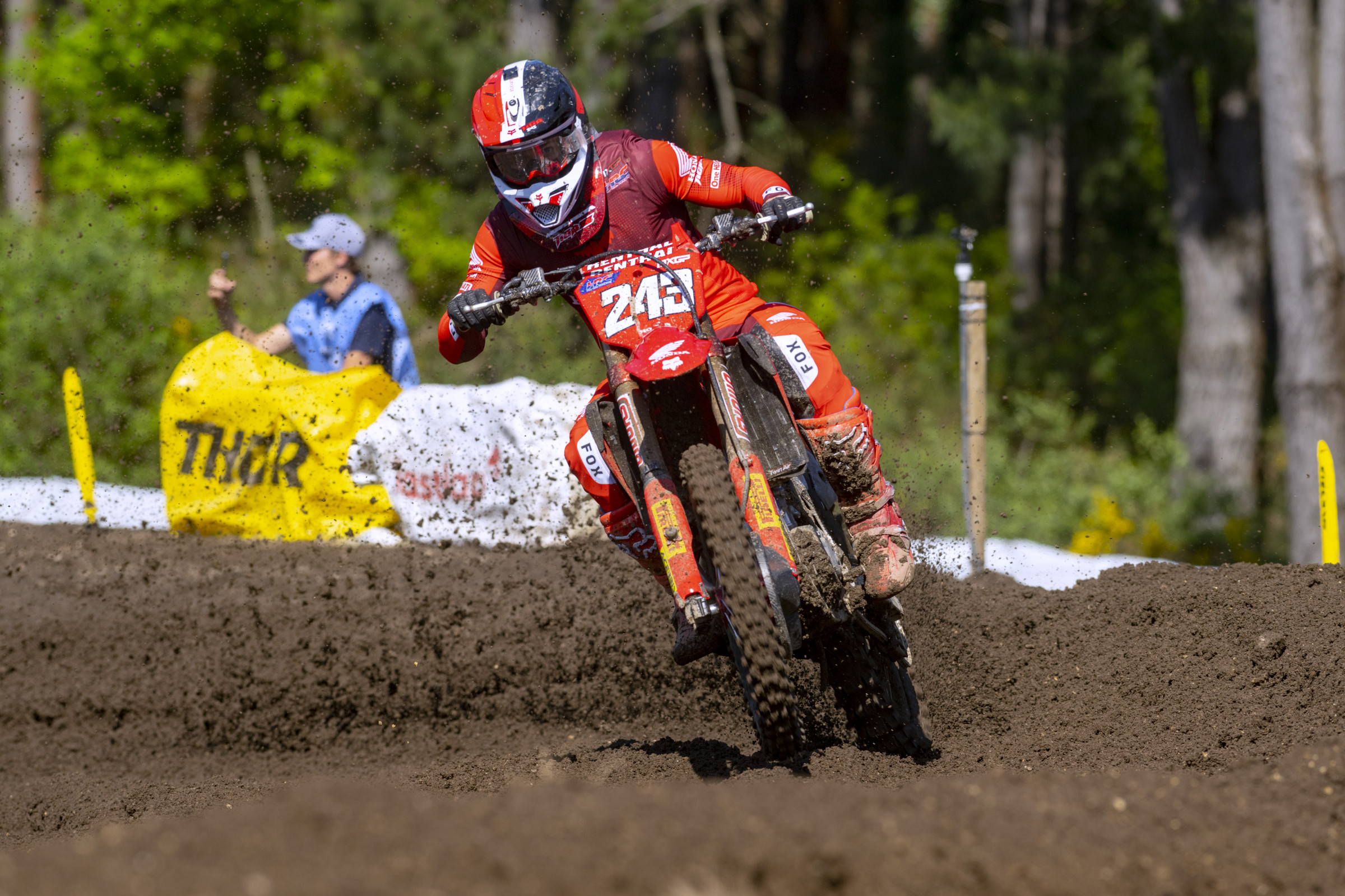 Points leader Tim Gajser (Honda).