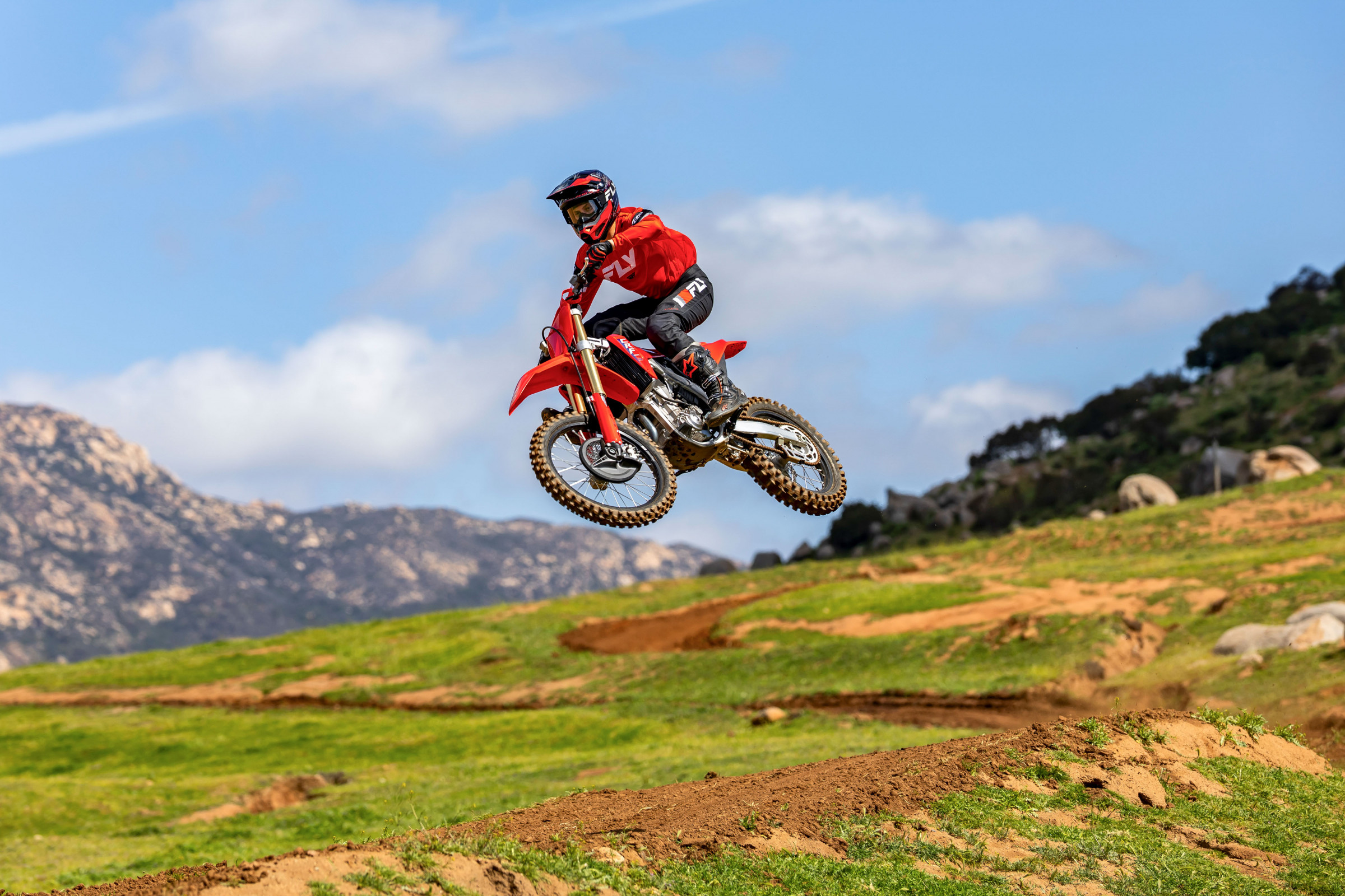 25 Honda CRF450R_action_6