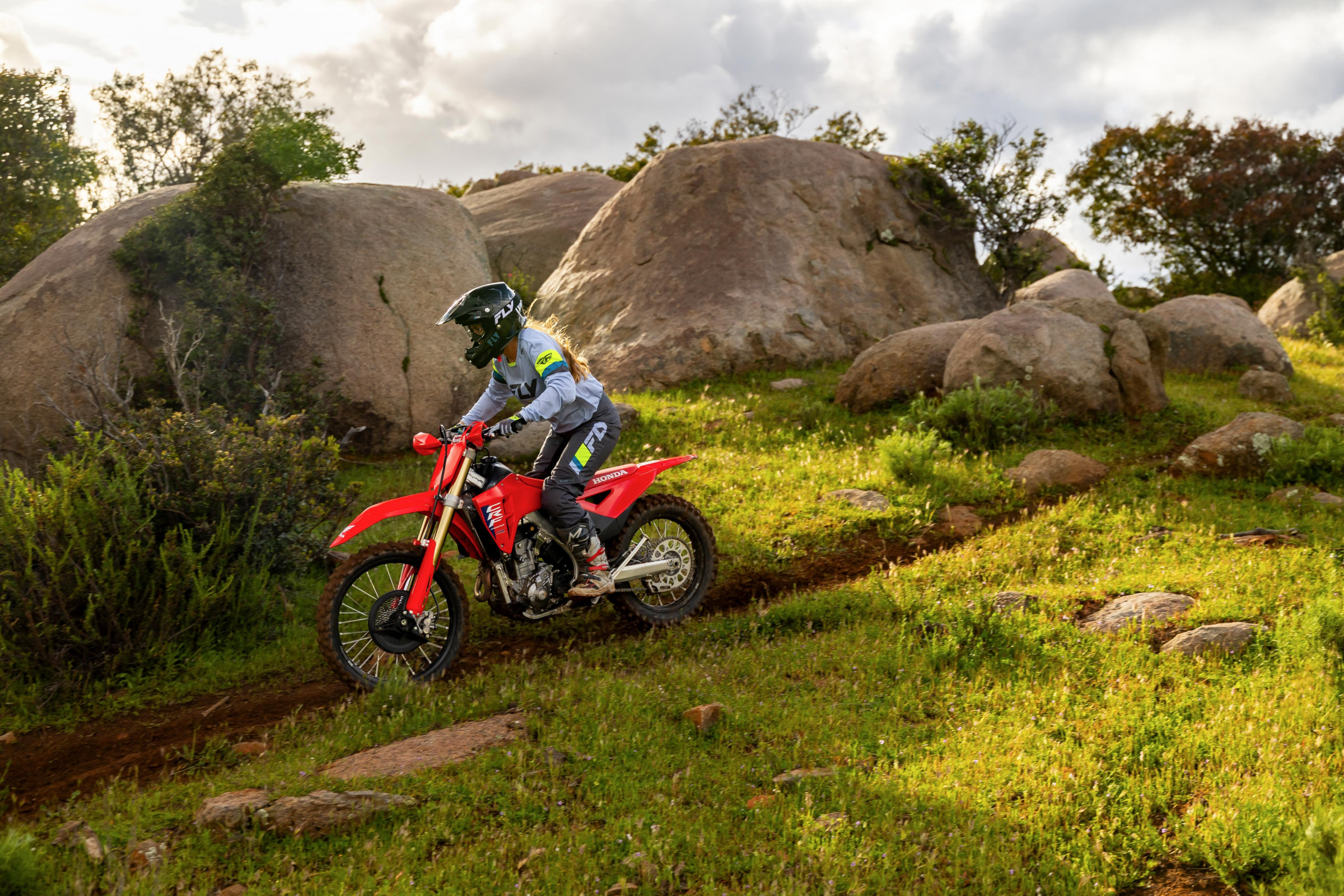 25 Honda CRF250RX_action_19