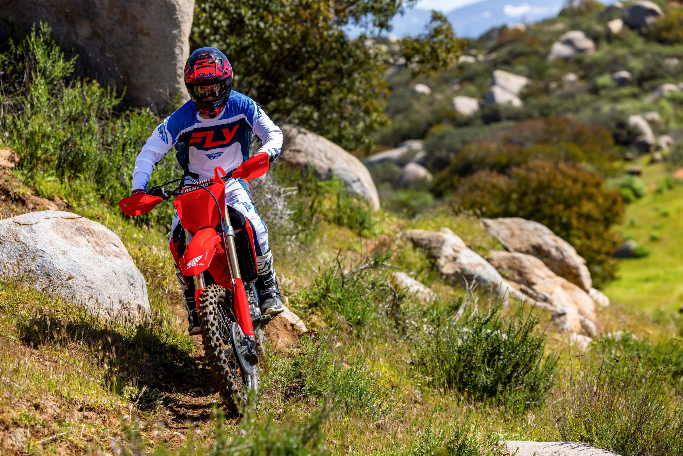 25 Honda CRF250RX_action_23