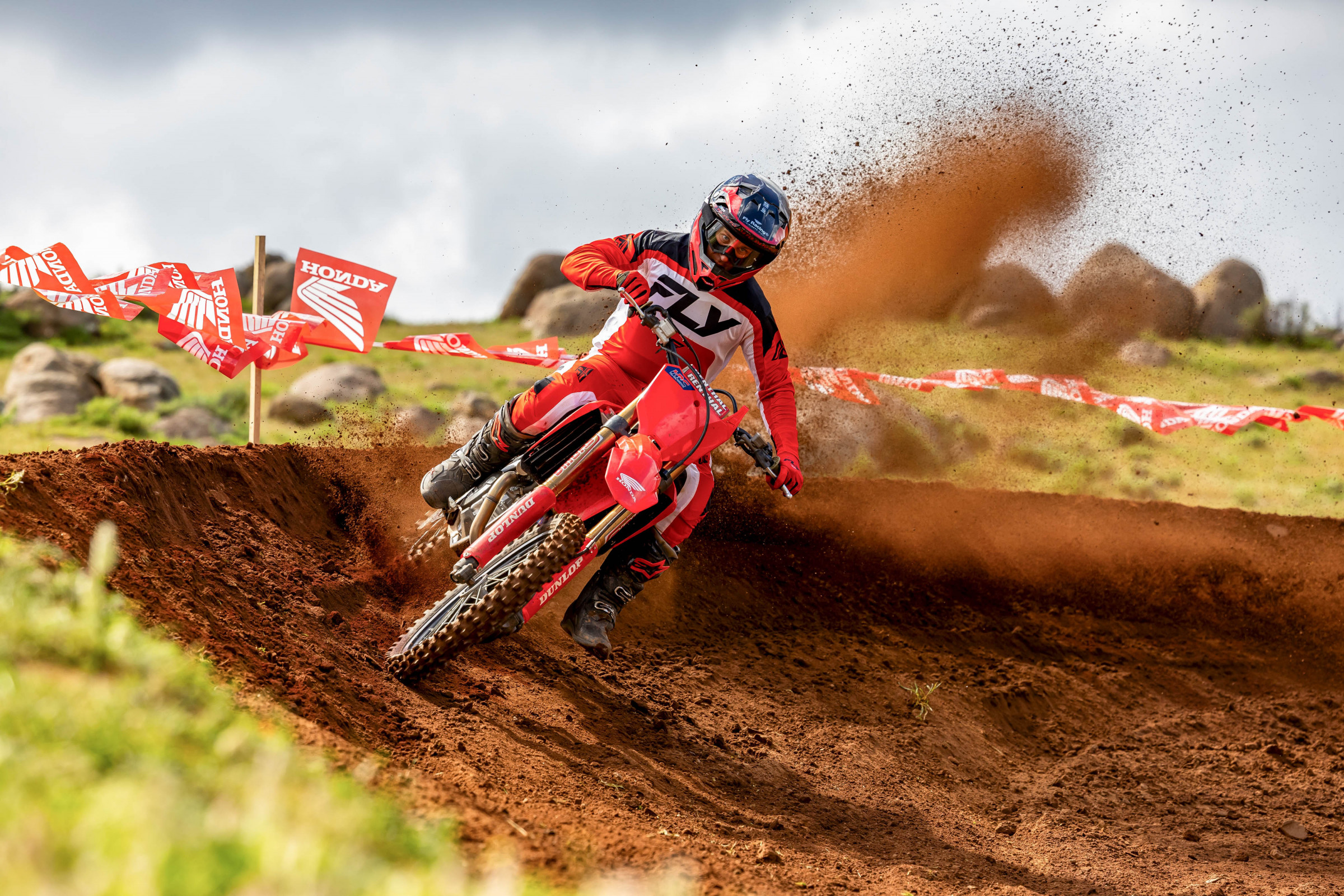 25 Honda CRF450RWE_action_6