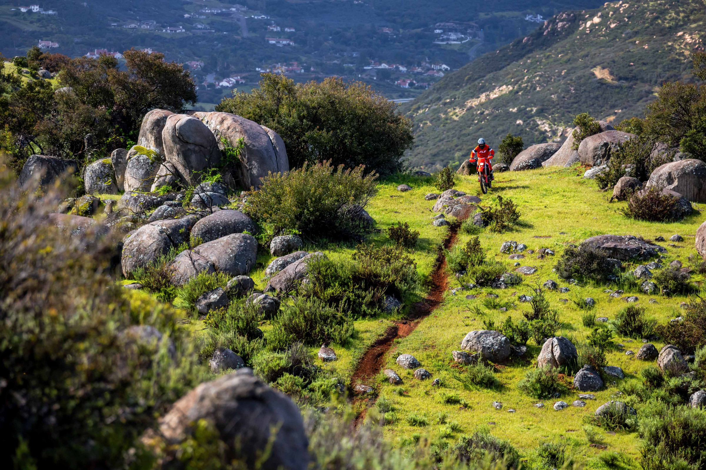 25 Honda CRF450X_action_11