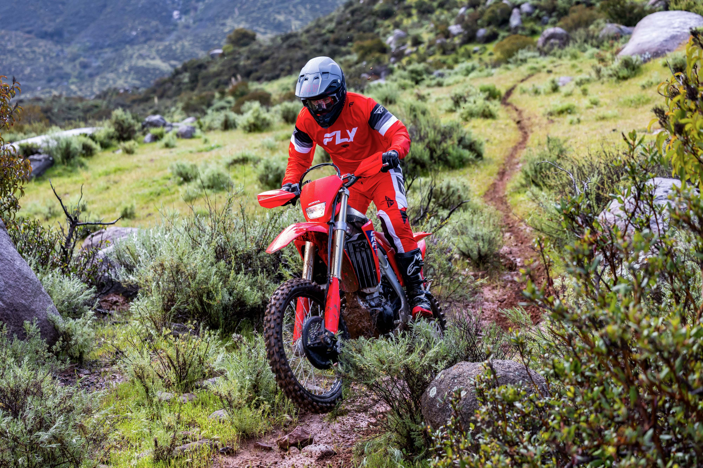 25 Honda CRF450X_action_10