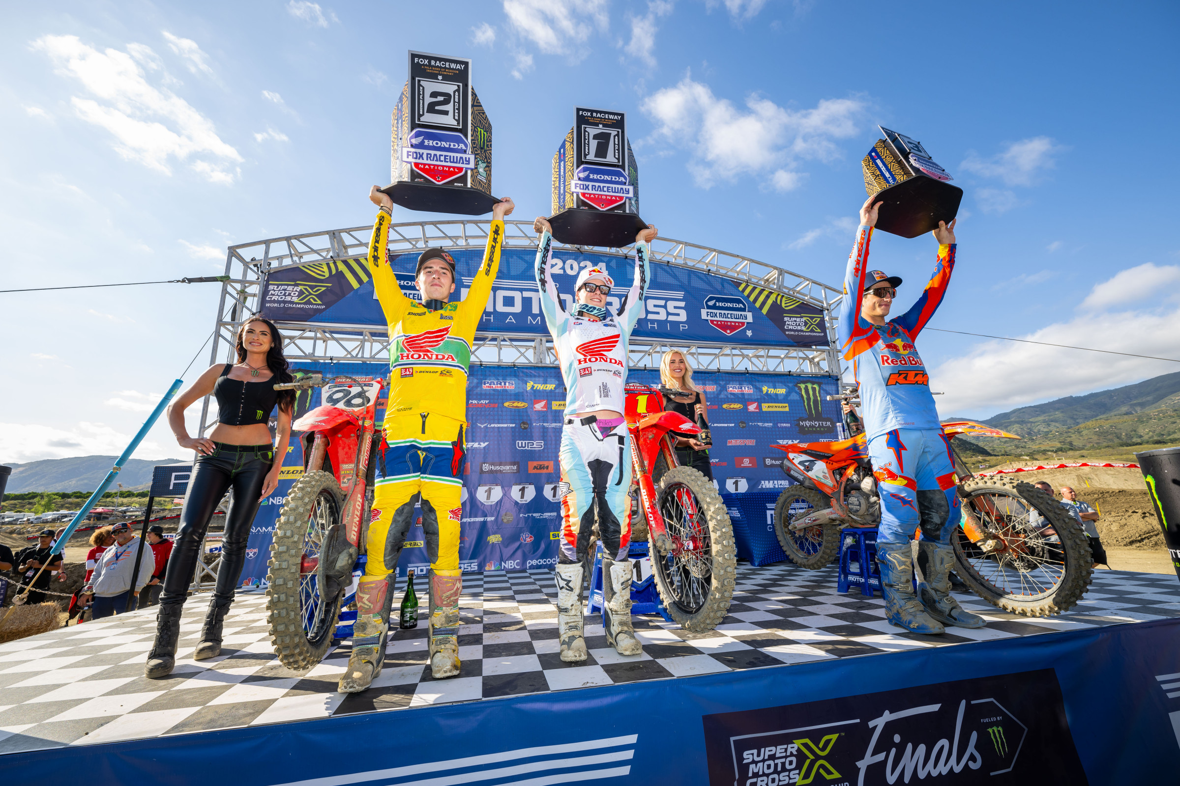 The 450 Class overall podium.