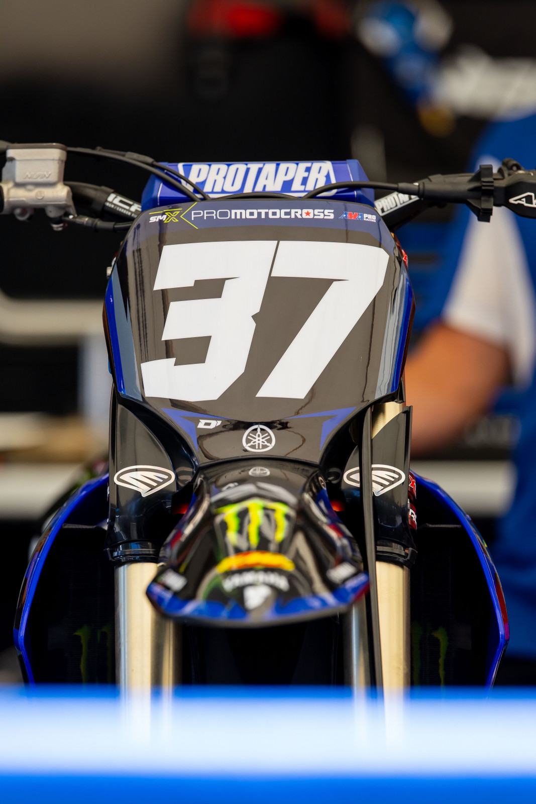 Max Anstie makes his debut (or is that return?) with Monster Energy Yamaha Star Racing this weekend. He rode for that team back in 2010!