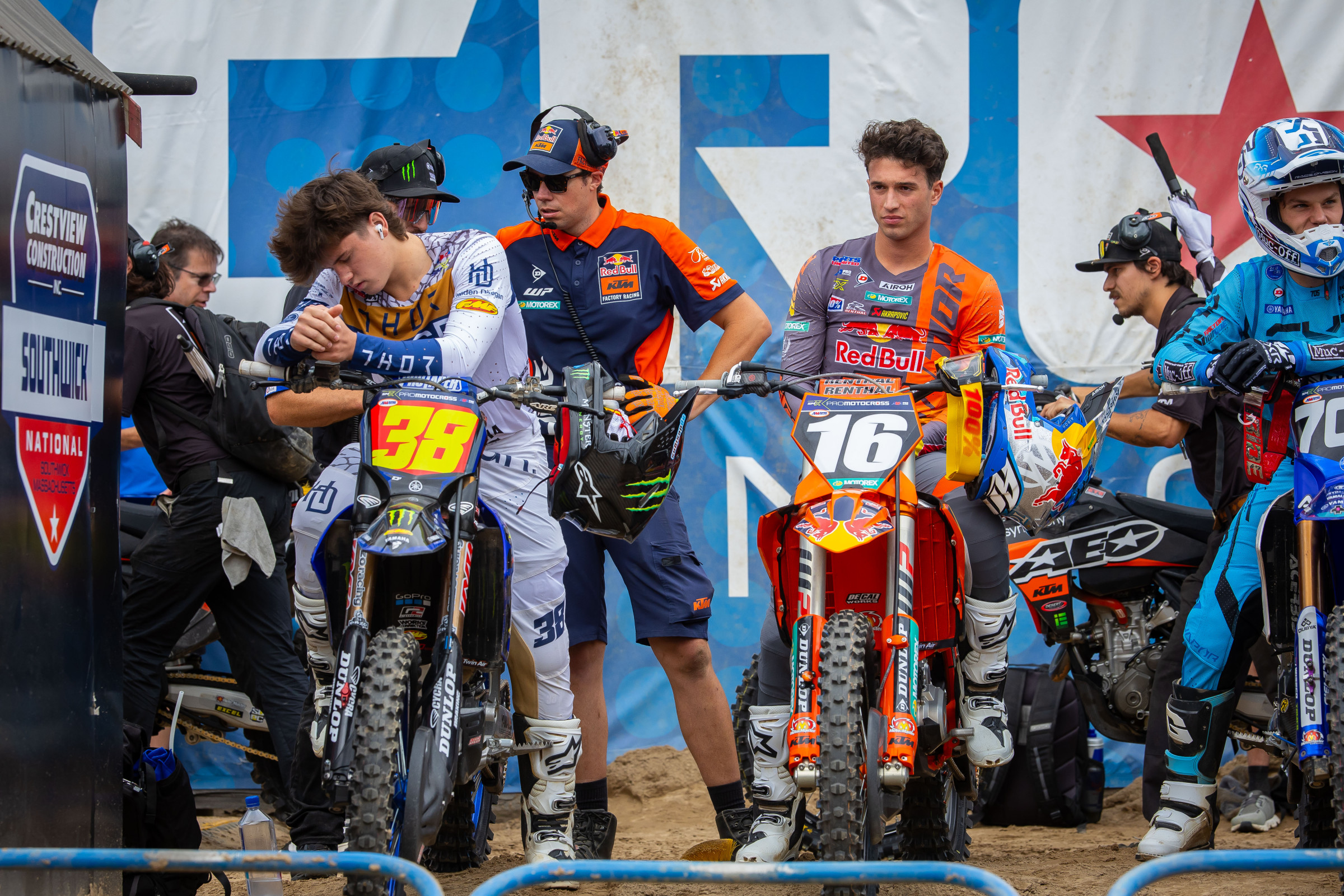 Deegan and Vialle pre-race.