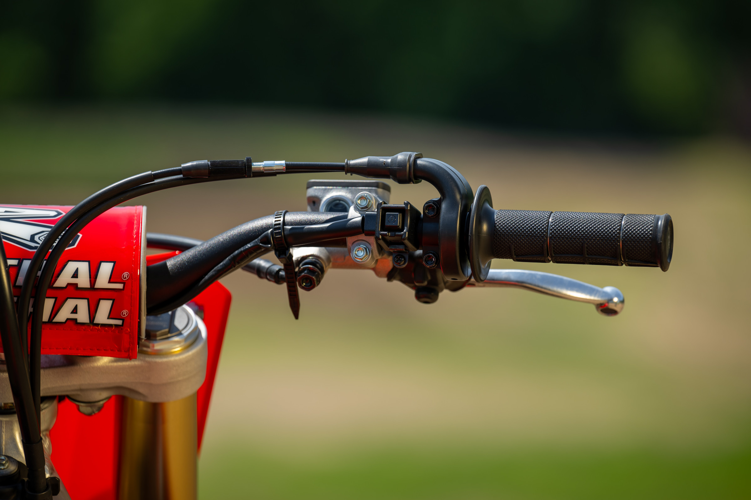 2025_HONDA_CRF450R_MEDIA_INTRO_IRONMAN_RACEWAY_ALIGN_MEDIA_072