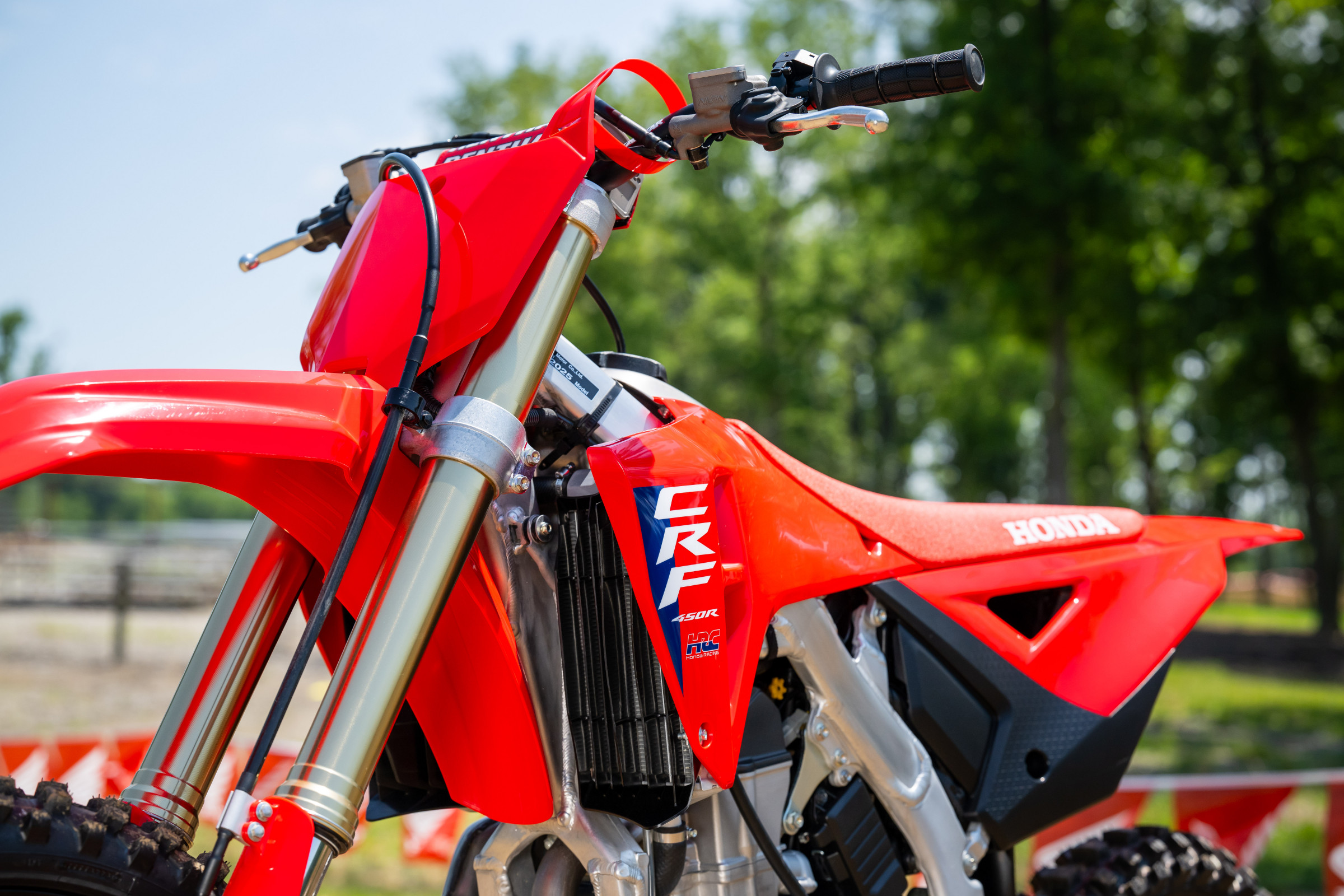 2025_HONDA_CRF450R_MEDIA_INTRO_IRONMAN_RACEWAY_ALIGN_MEDIA_113
