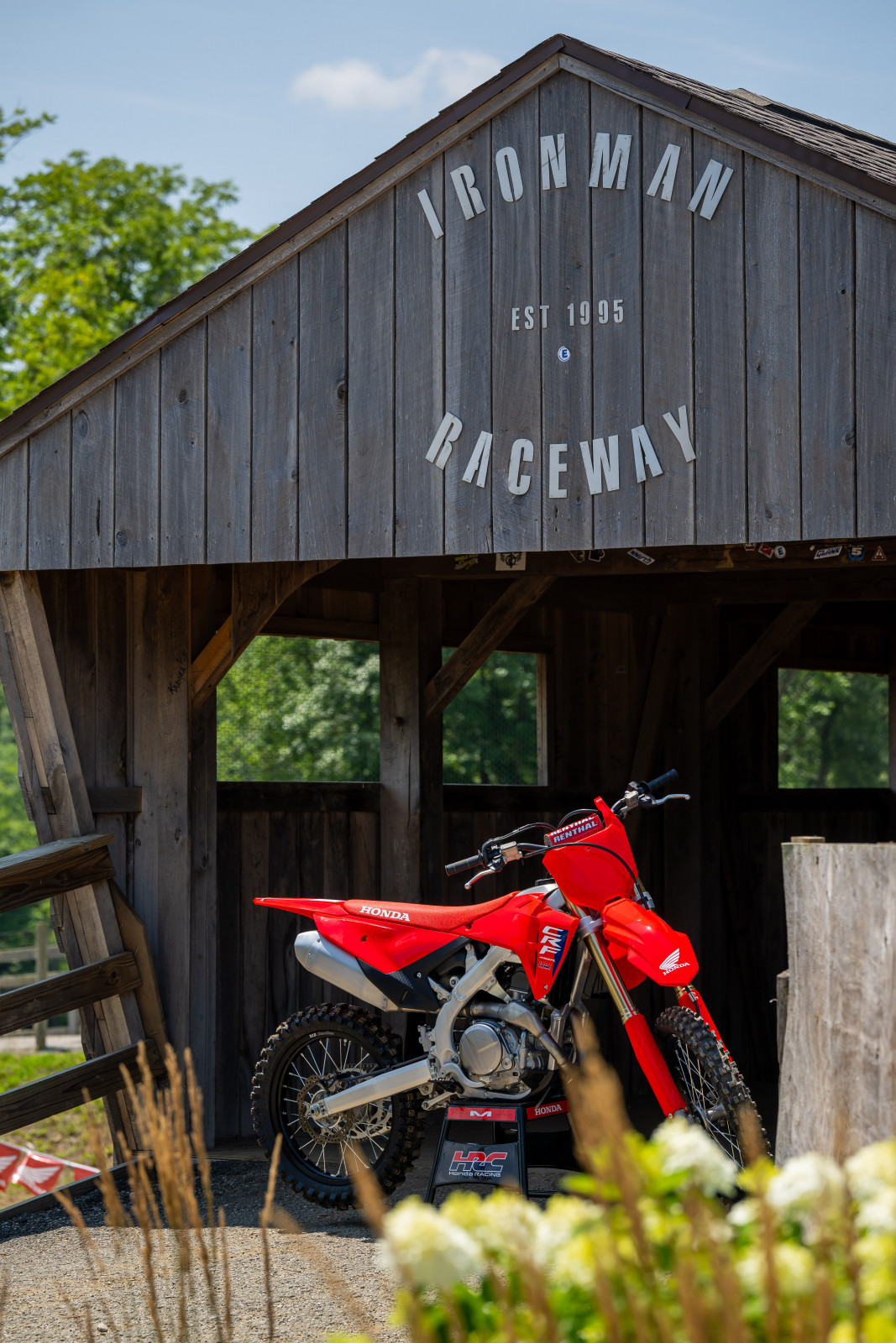 2025_HONDA_CRF450R_MEDIA_INTRO_IRONMAN_RACEWAY_ALIGN_MEDIA_160