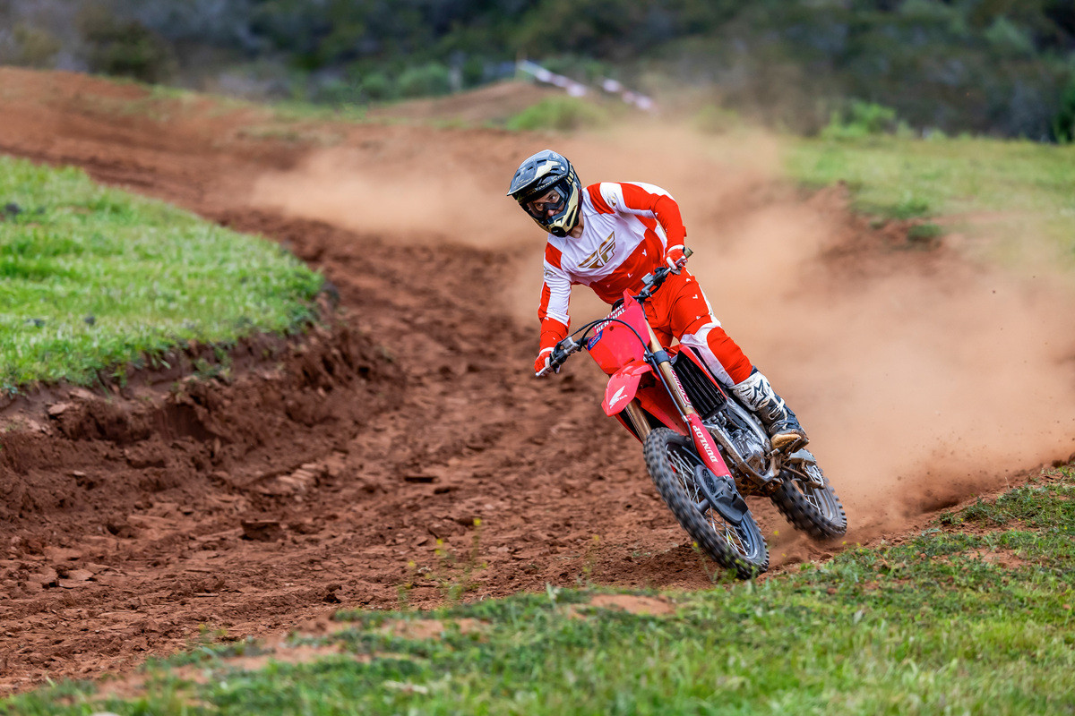 25 Honda CRF250RWE_action_16