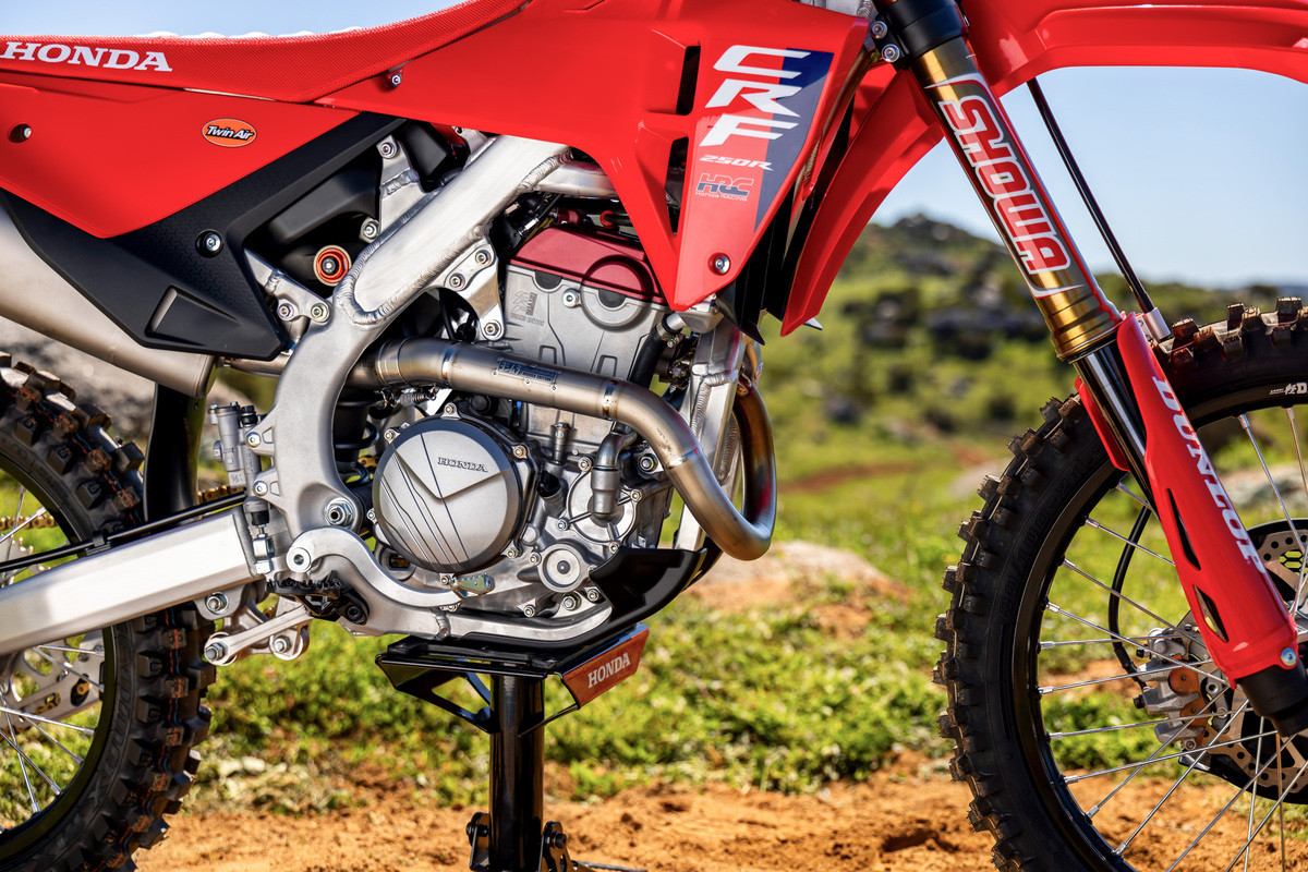 Honda Incorporates Race Team Testing into 2025 CRF250R and CRF450R Line ...