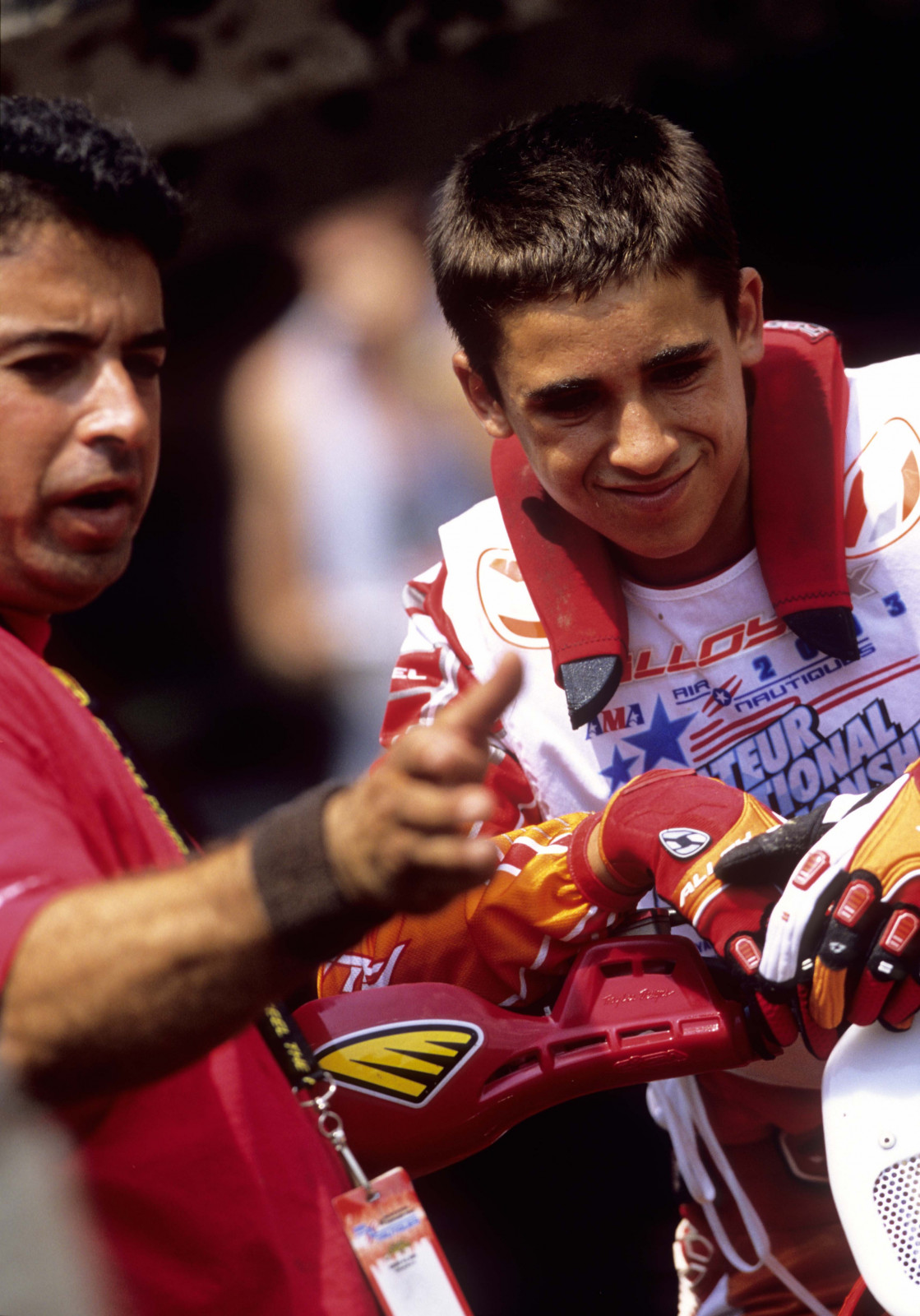 Mike Alessi with his dad Tony in 2003.