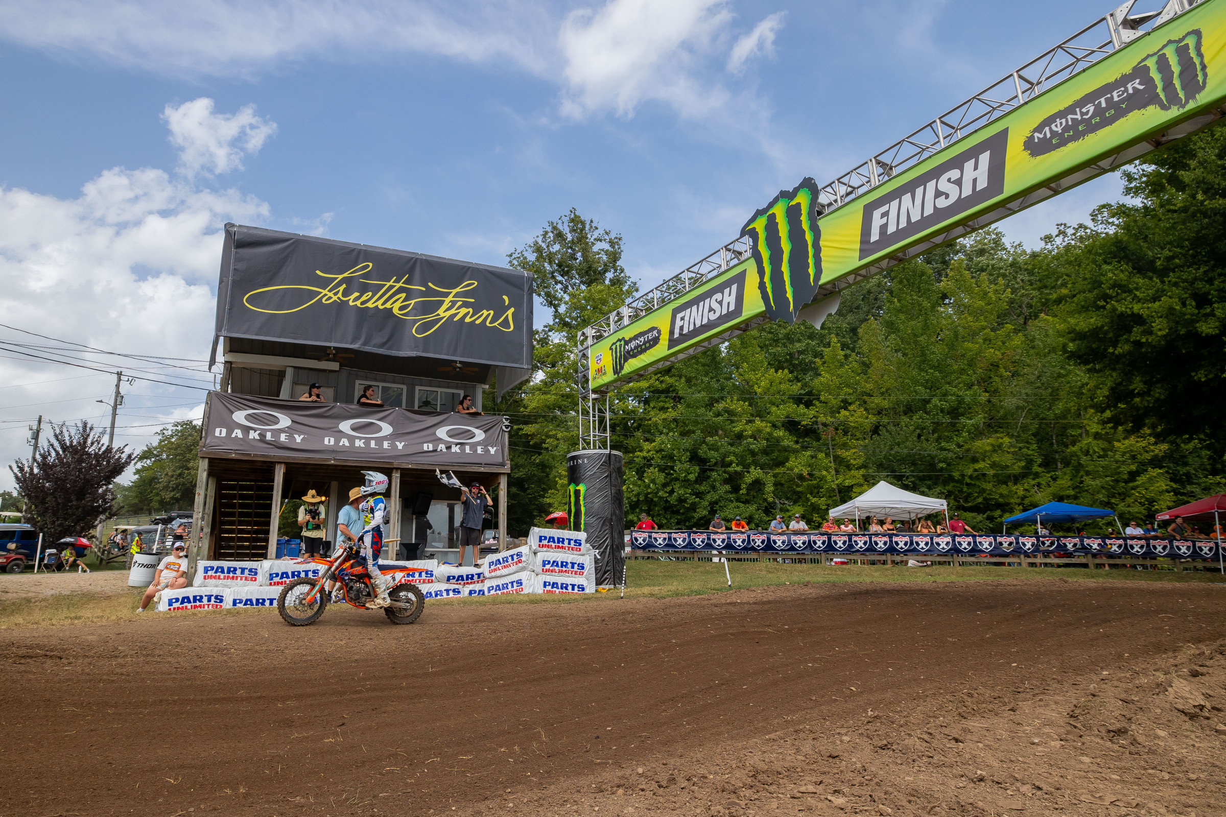 2024_LLMX_ALIGN_MEDIA_THURSDAY__107055