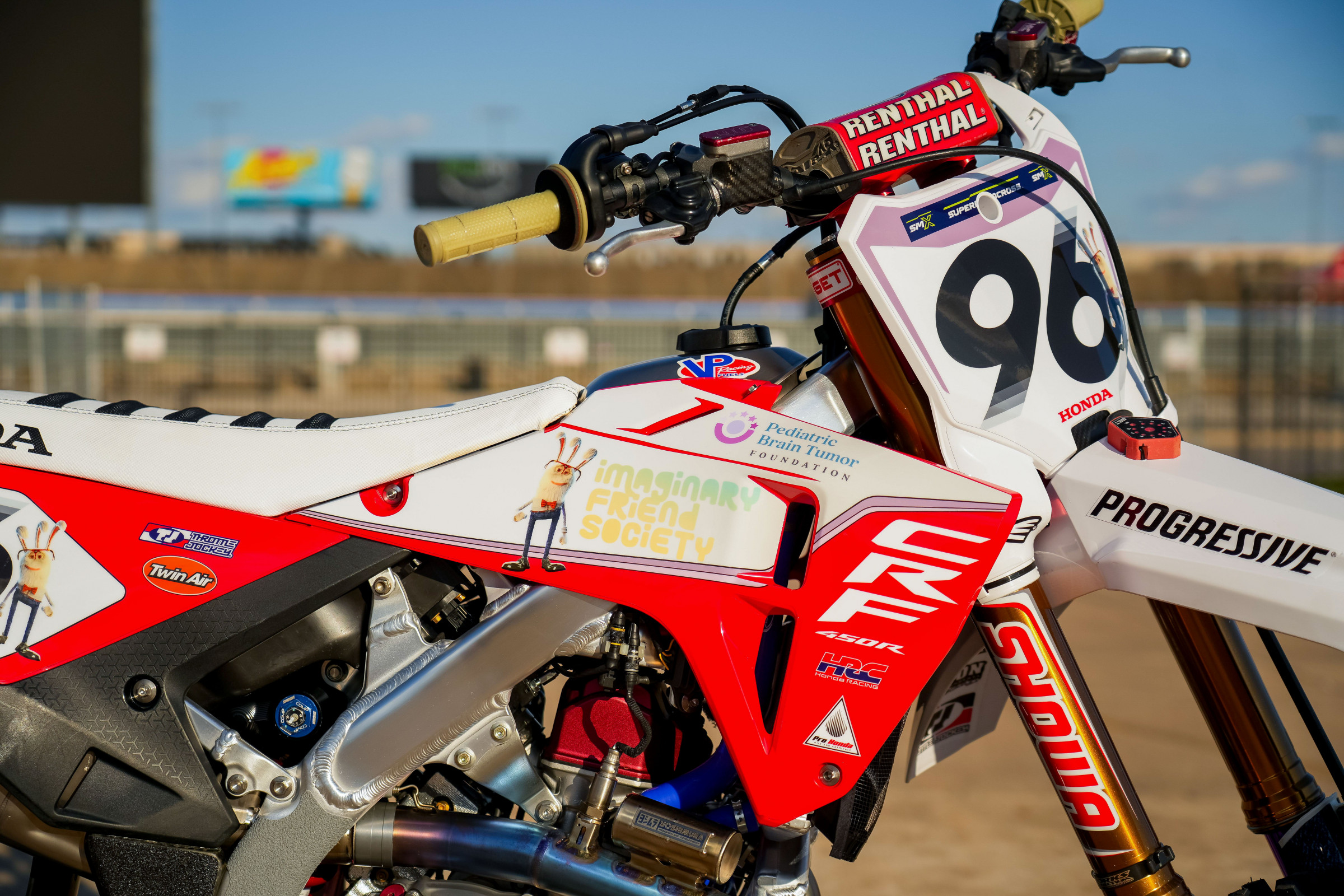 Honda HRC Progressive, Pediatric Brain Tumor Foundation Team up at SMX