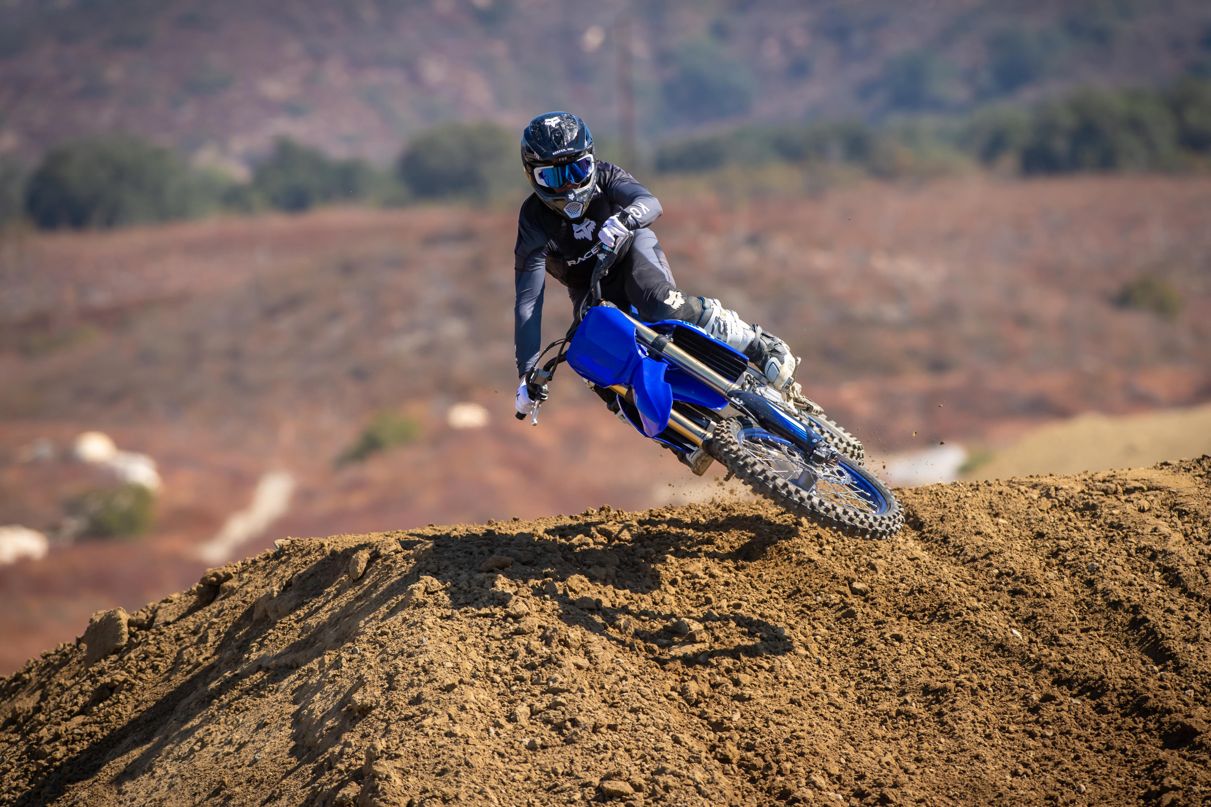 First Test Ride and Review of 2025 Yamaha YZ250F with Kenny Day Racer X