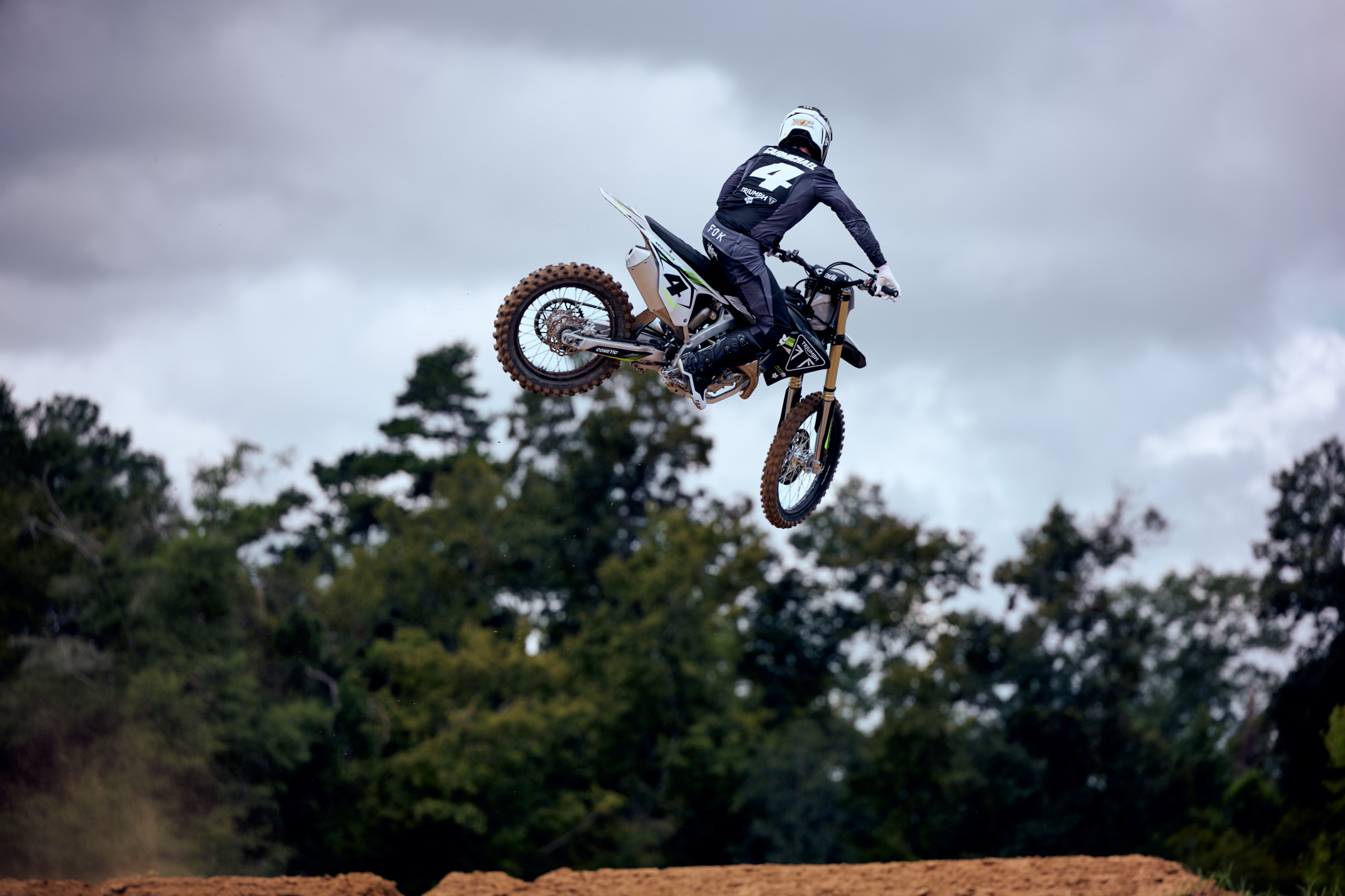 TF450RC_MY25__RSP3723