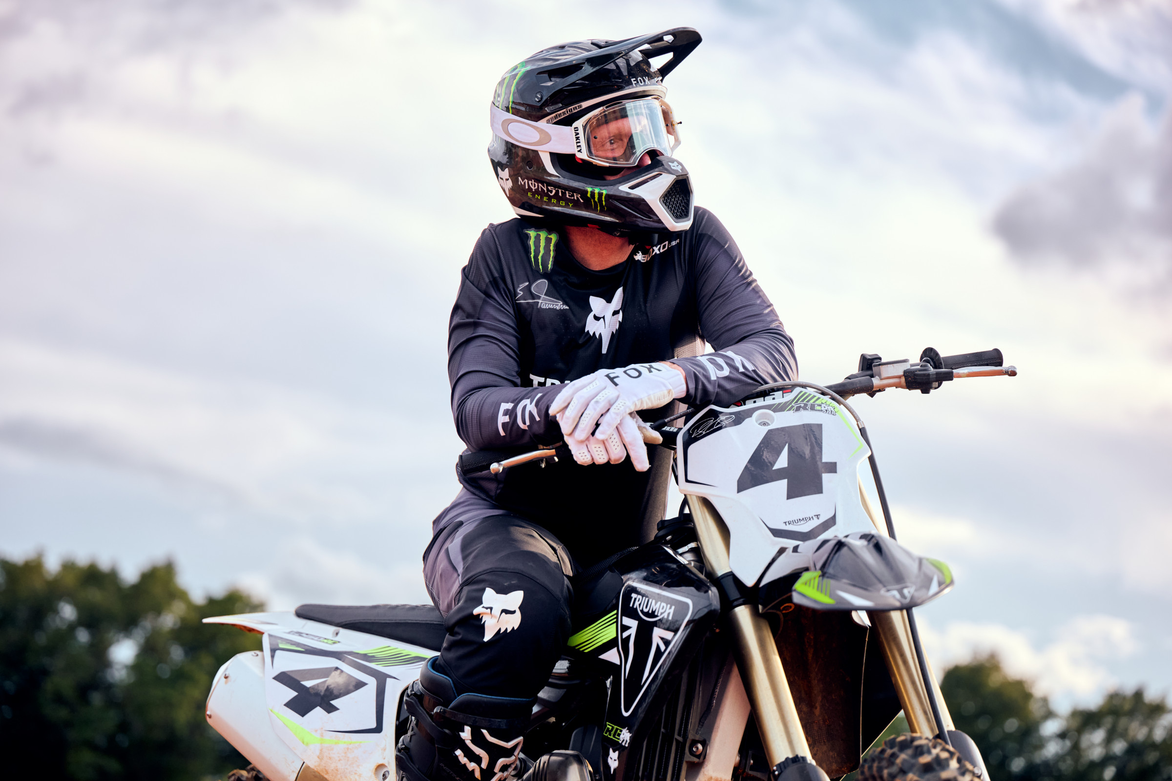 TF450RC_MY25__RSP4550