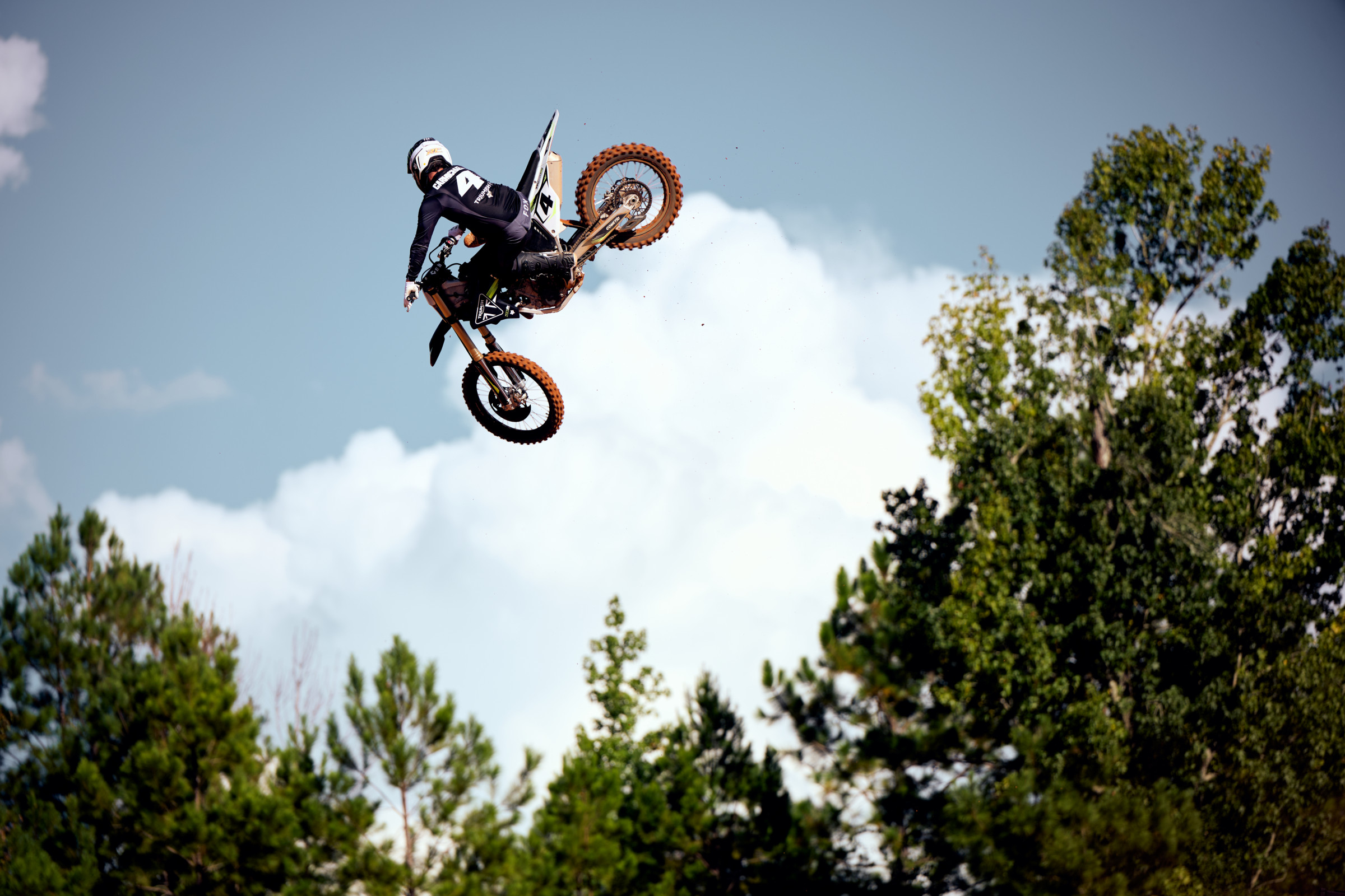 TF450RC_MY25__RSP4231