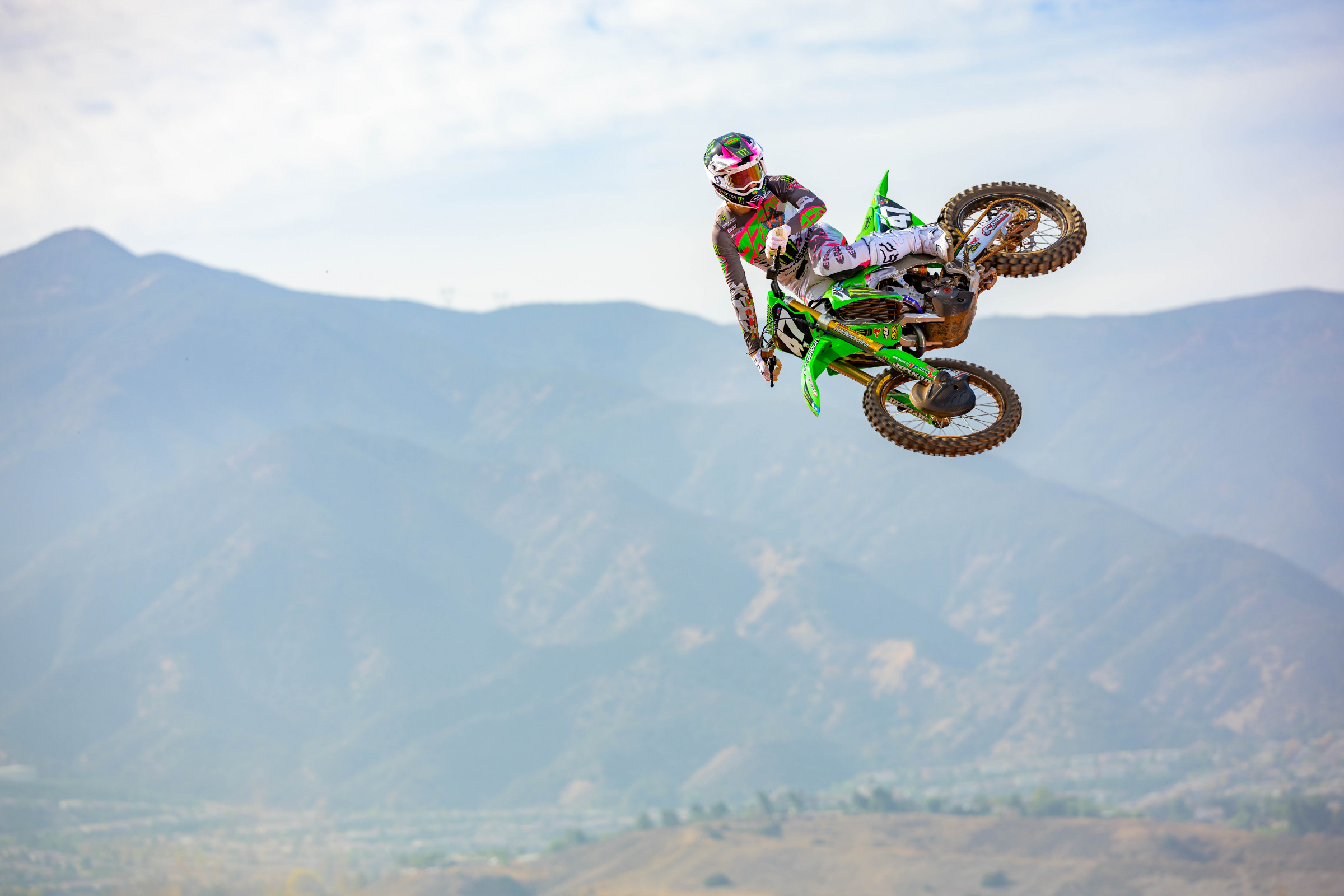 KITCHEN_2025_KAWASAKI_TEAM-SHOOT_SX_OCTOPI_RSP5333