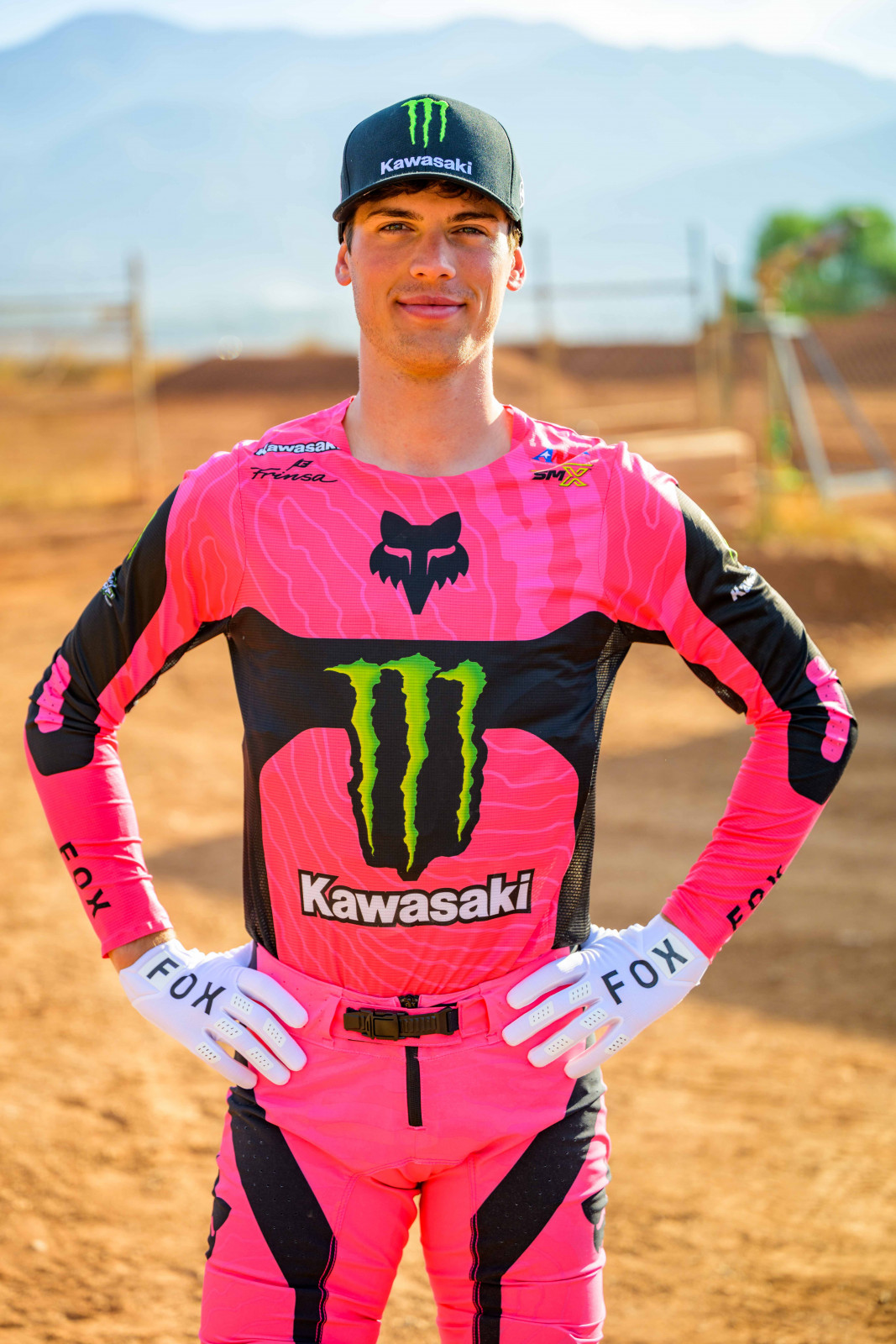PRADO_2024-25_MONSTER-ENERGY_KAWASAKI_CORONA_SX_OCTOPI_RSP1417.NEF