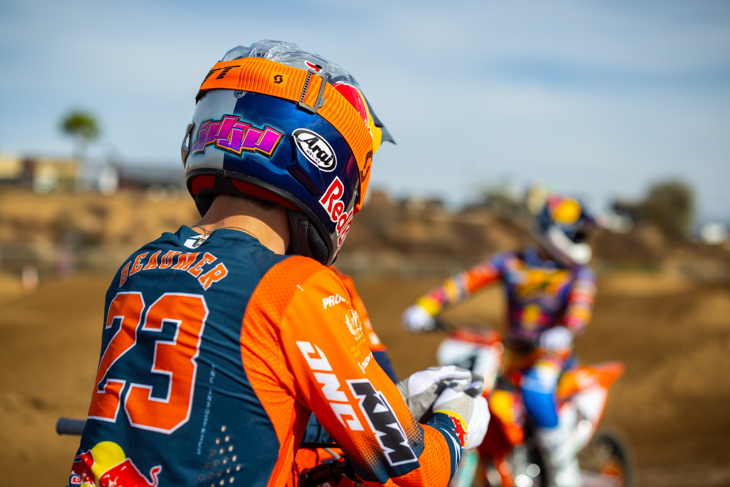 660136_BeaumerKTMDec24-Cudby-103_Team Shooting Red Bull KTM SX 2025